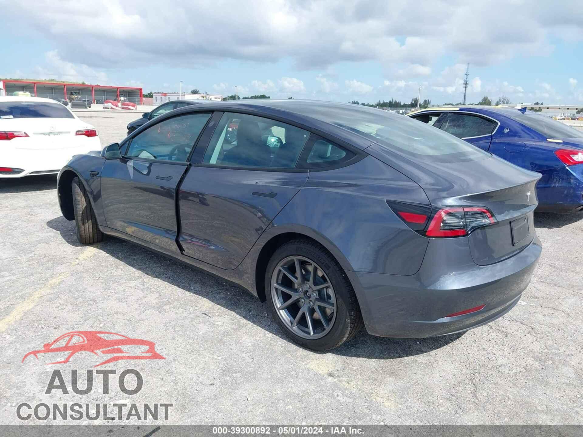 TESLA MODEL 3 2023 - 5YJ3E1EA0PF694464