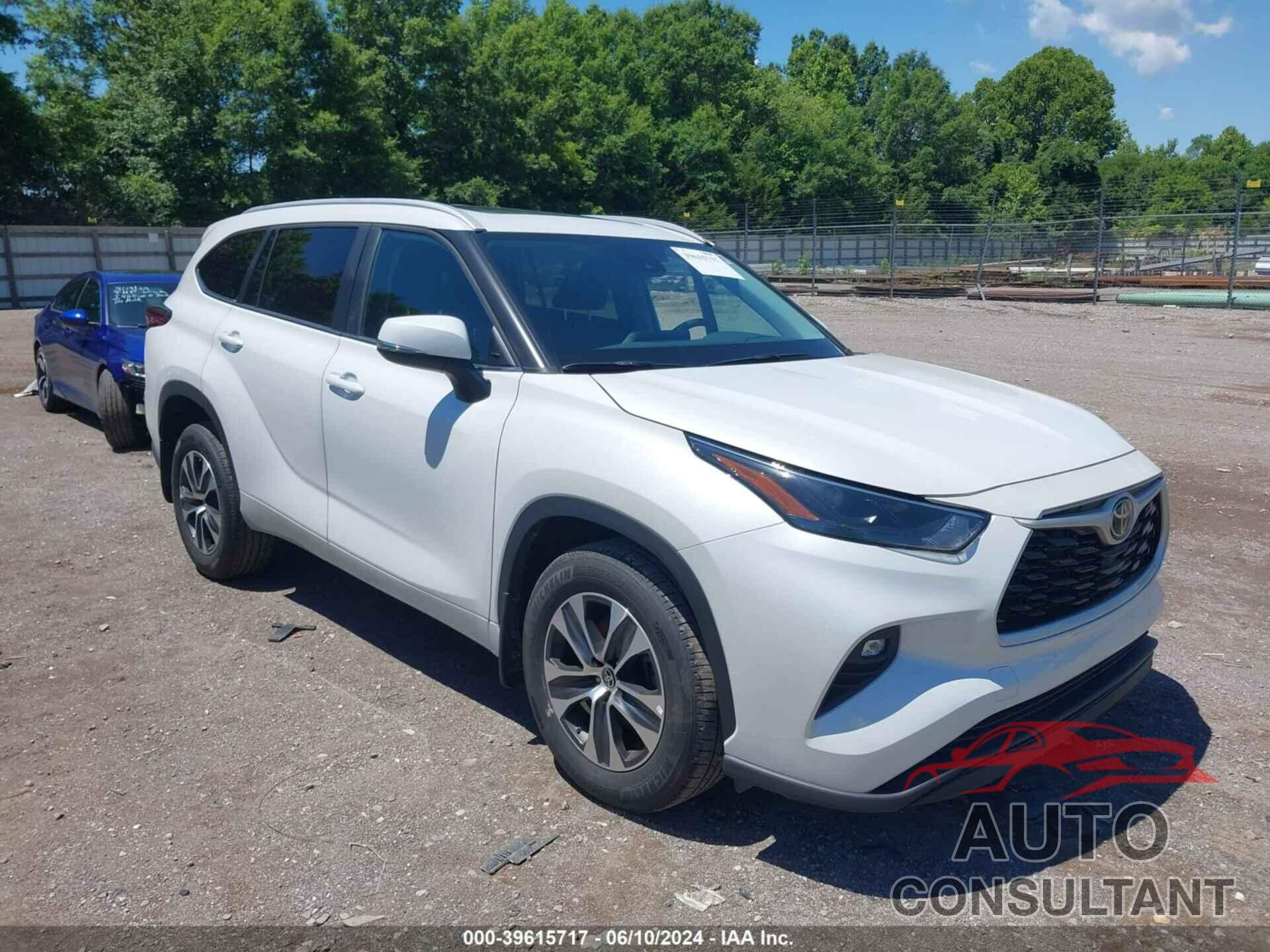 TOYOTA HIGHLANDER 2023 - 5TDKDRBH2PS524729