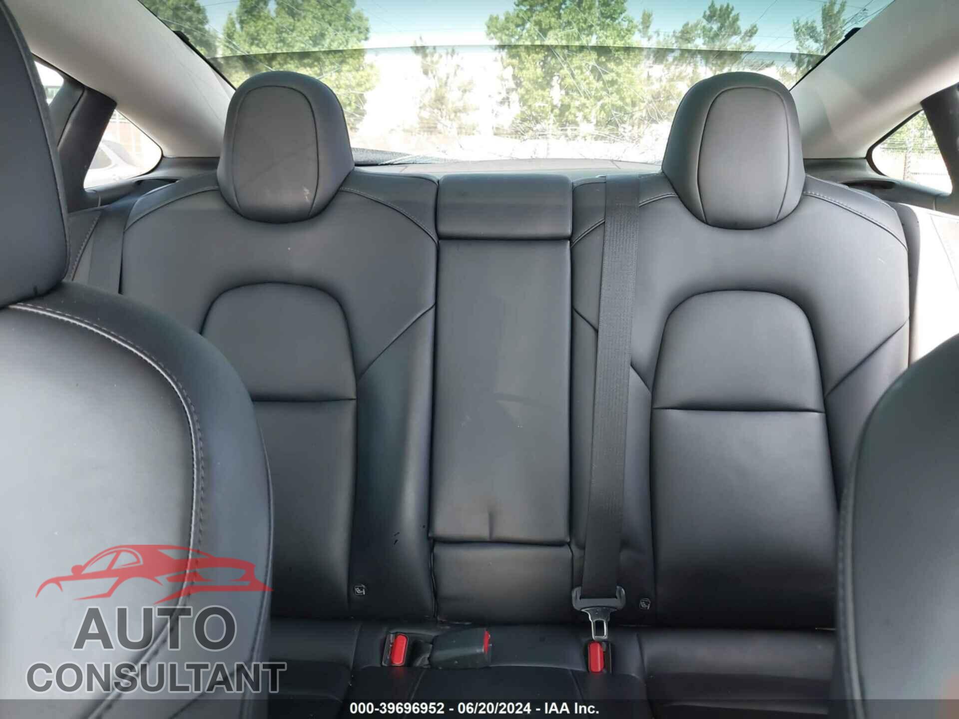TESLA MODEL 3 2021 - 5YJ3E1EC1MF094260