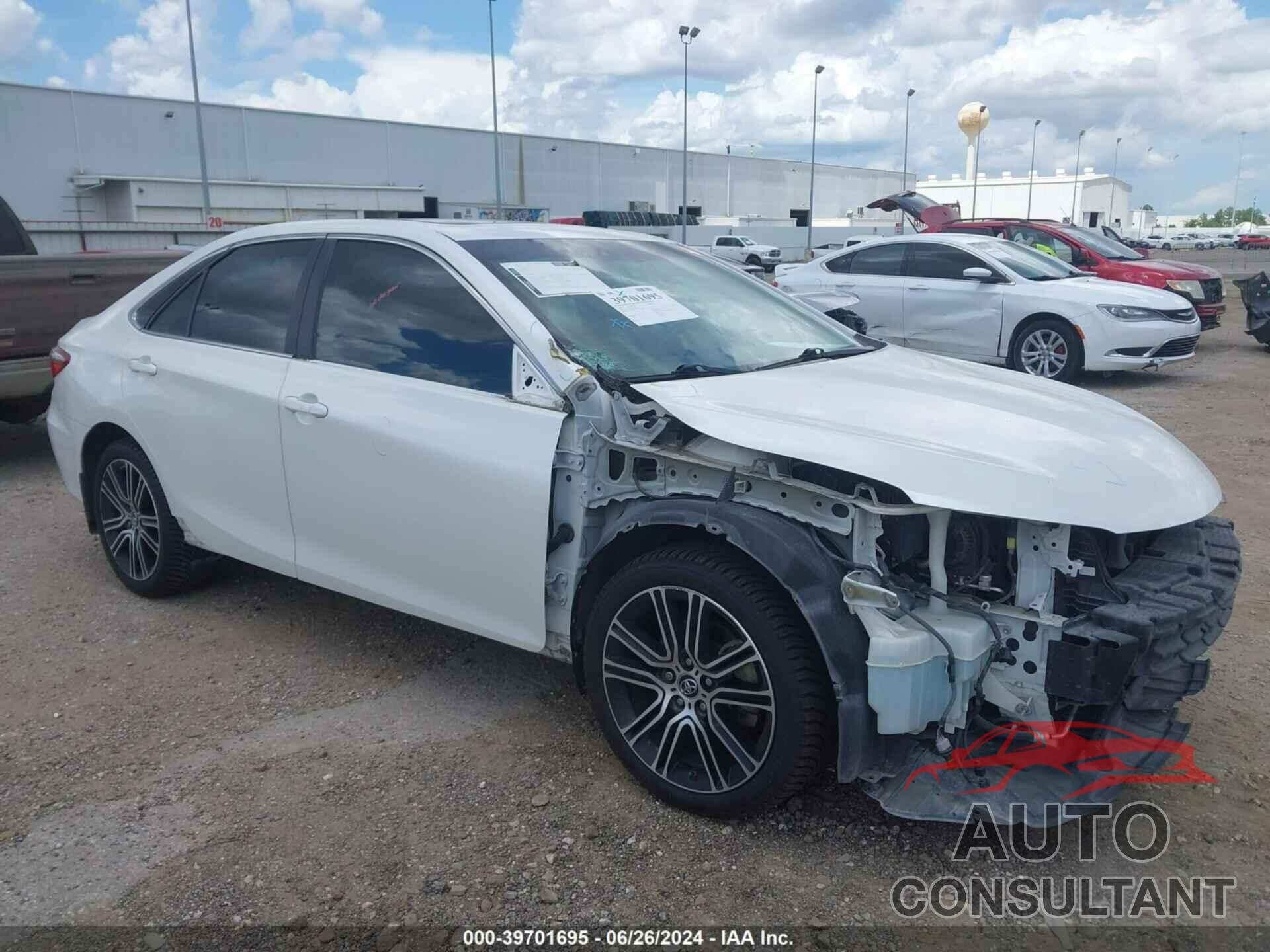 TOYOTA CAMRY 2016 - 4T1BF1FK3GU183804