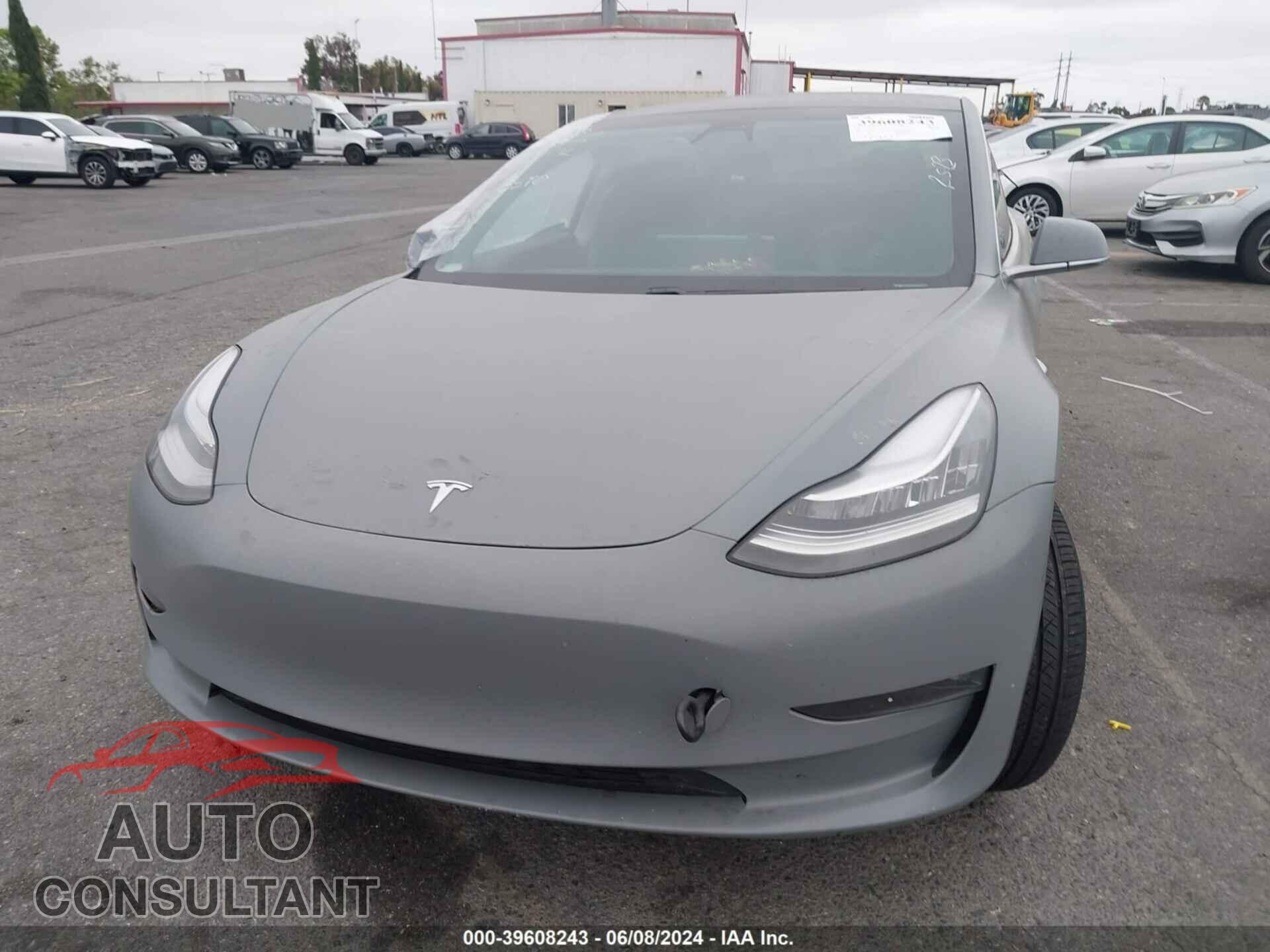 TESLA MODEL 3 2019 - 5YJ3E1EB5KF496657