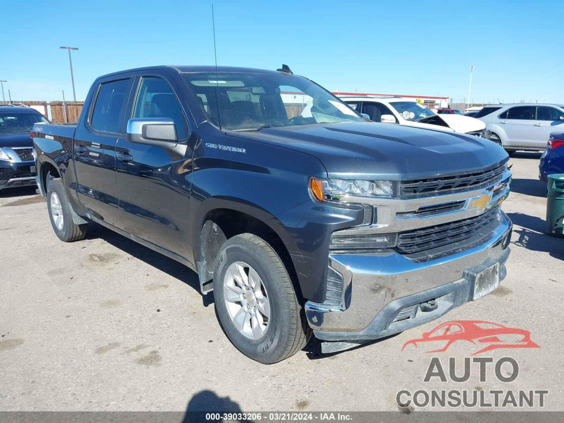 CHEVROLET SILVERADO 1500 2021 - 1GCUYDED1MZ325545