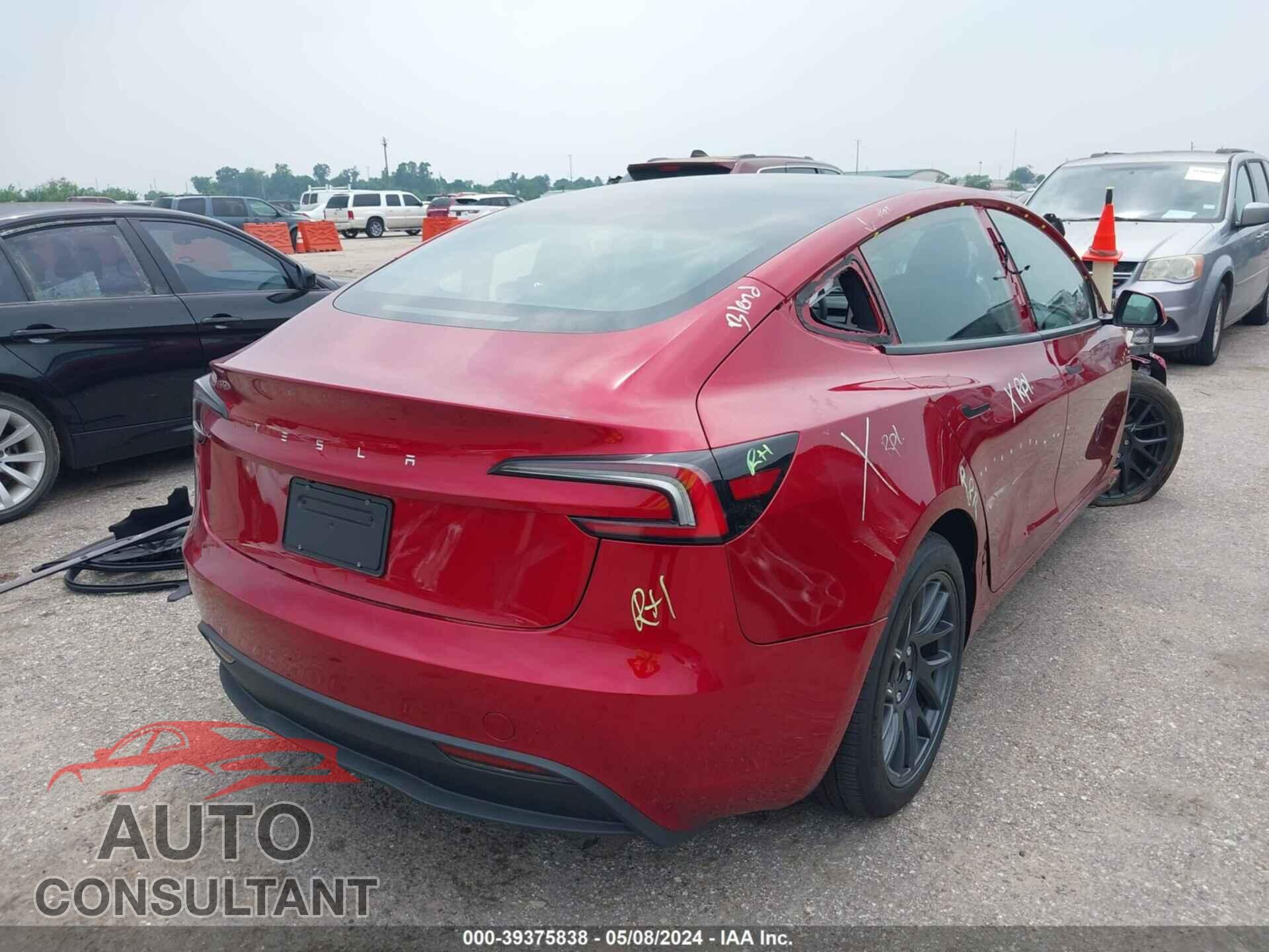 TESLA MODEL 3 2024 - 5YJ3E1EA1RF717348