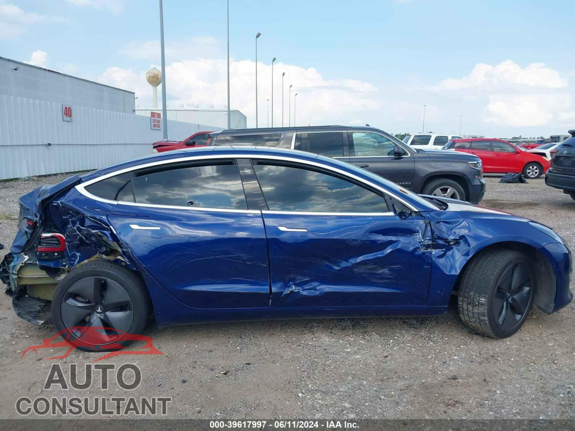 TESLA MODEL 3 2019 - 5YJ3E1EA8KF308947