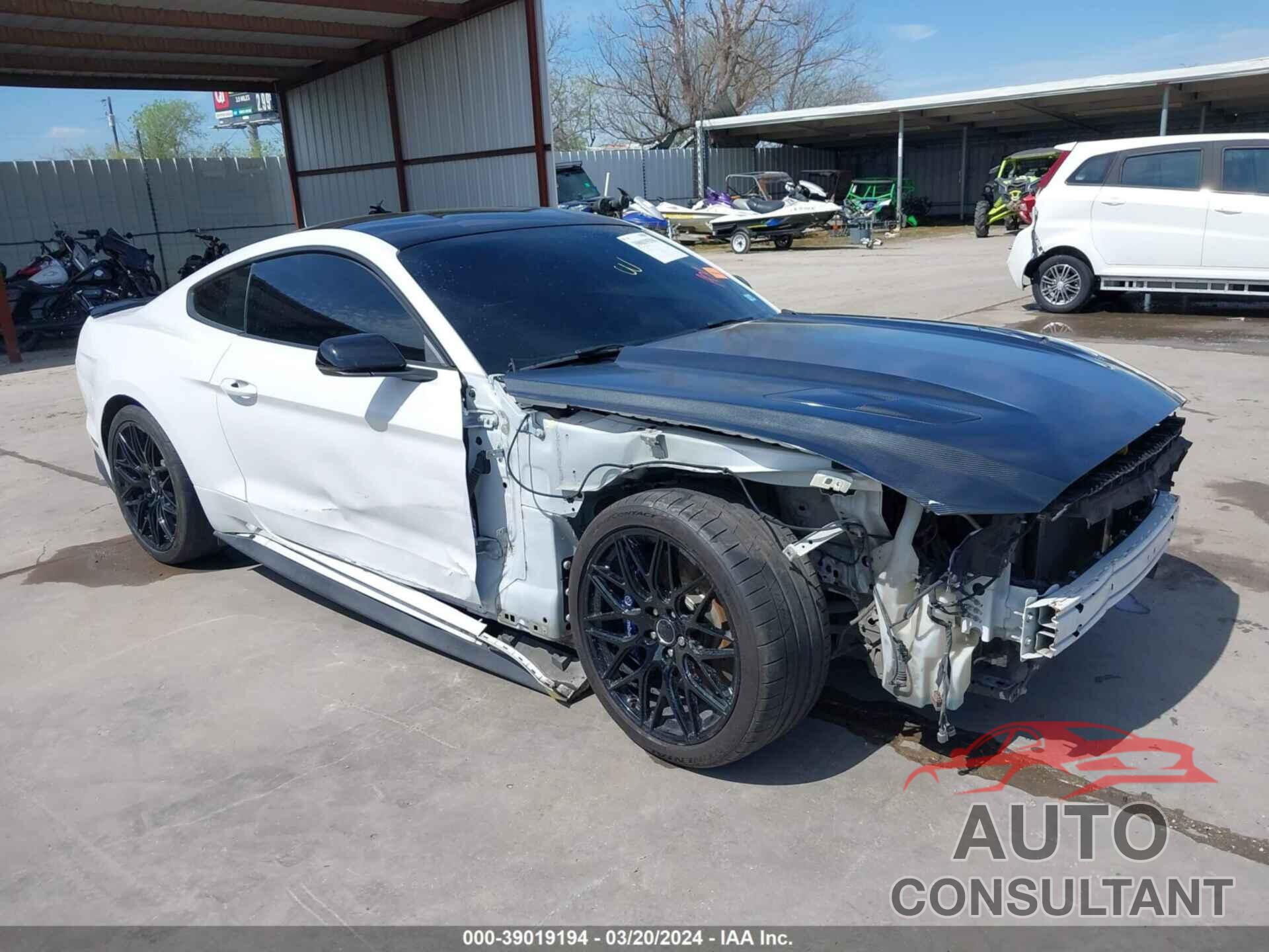 FORD MUSTANG 2017 - 1FA6P8CF1H5286644