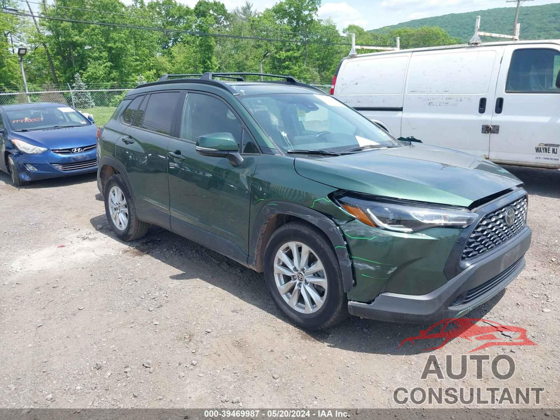 TOYOTA COROLLA CROSS 2022 - 7MUBAABG3NV038404