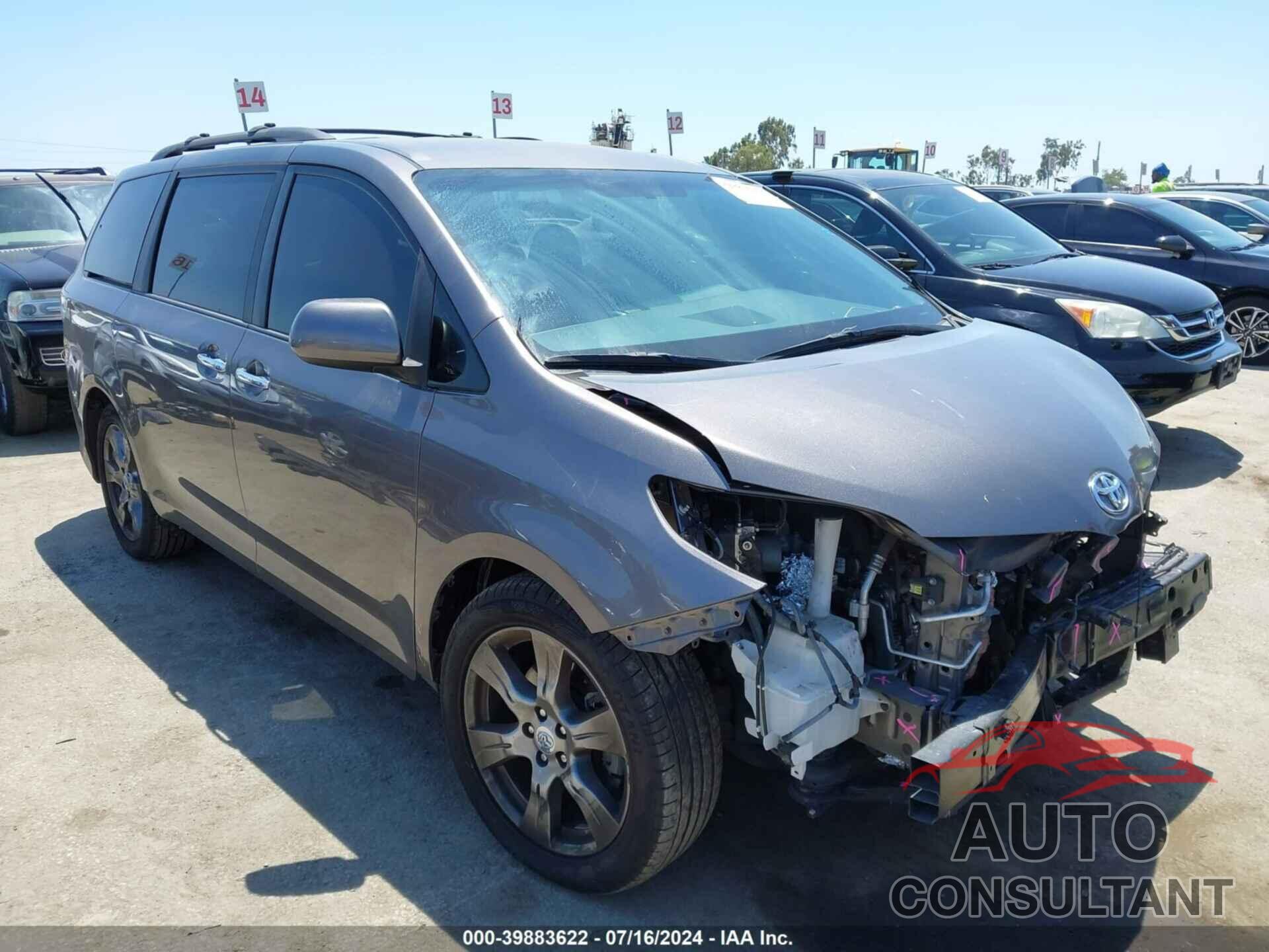 TOYOTA SIENNA 2017 - 5TDXZ3DC7HS789069