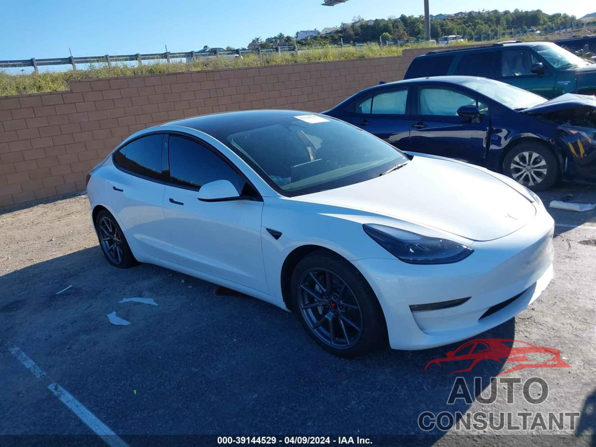 TESLA MODEL 3 2022 - 5YJ3E1EB5NF357312