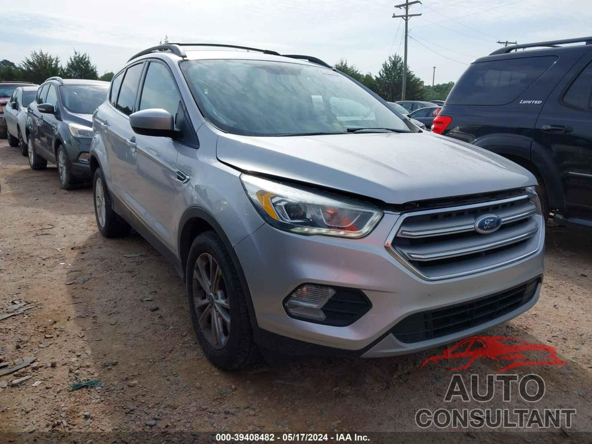 FORD ESCAPE 2017 - 1FMCU9G96HUB32805