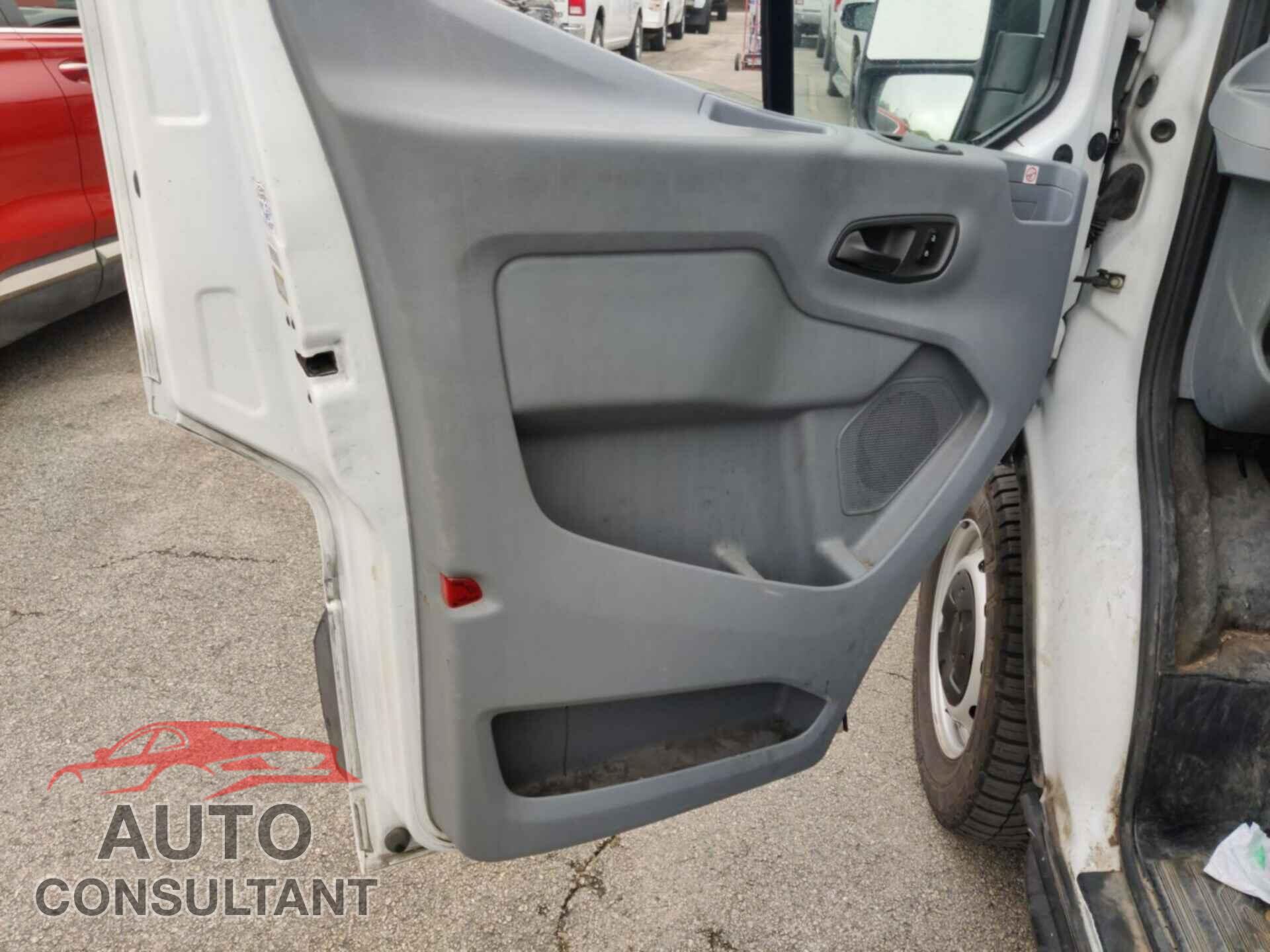 FORD TRANSIT 2019 - 1FTYR2CM7KKB42324