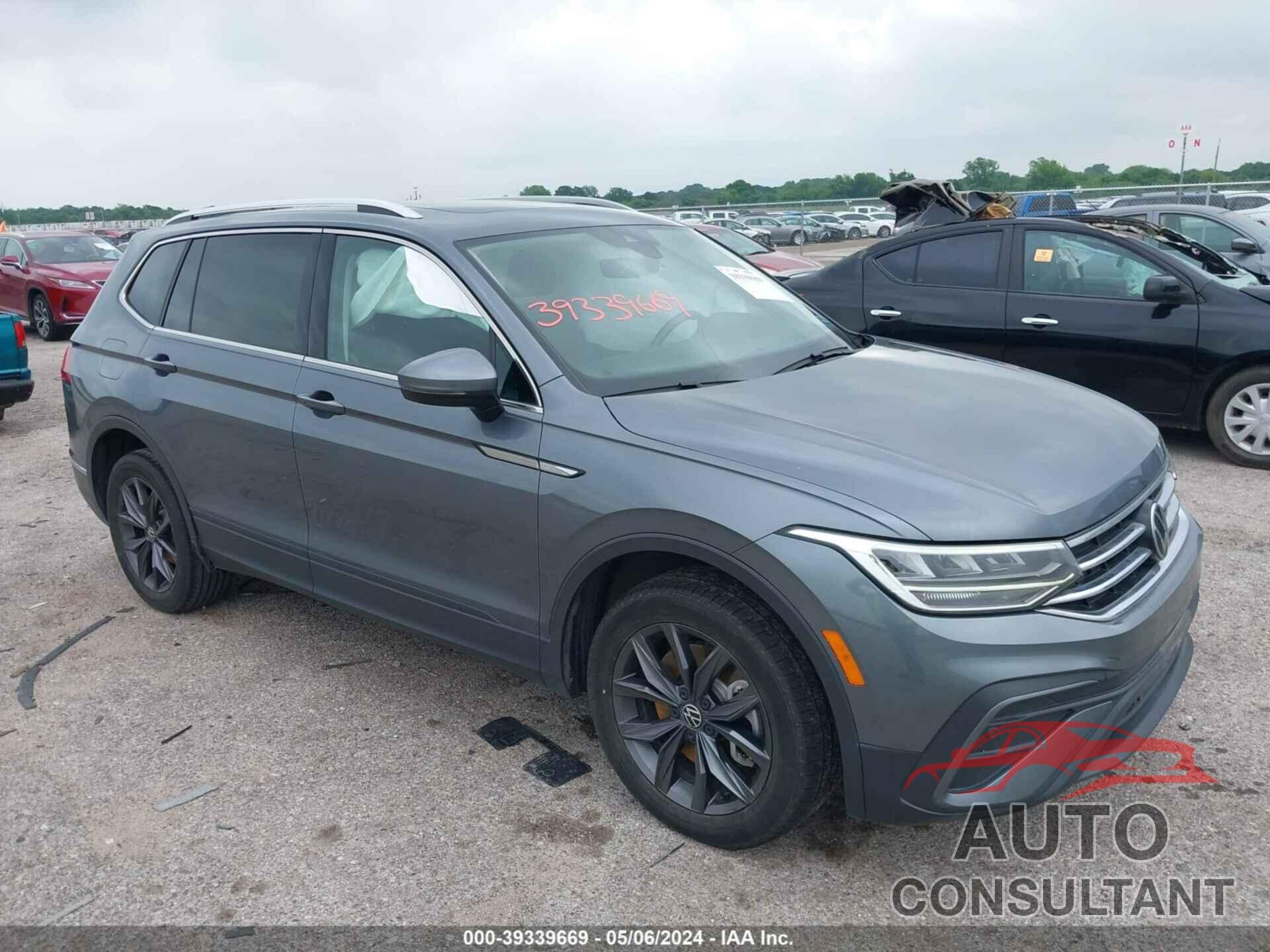 VOLKSWAGEN TIGUAN 2022 - 3VV2B7AX3NM160709