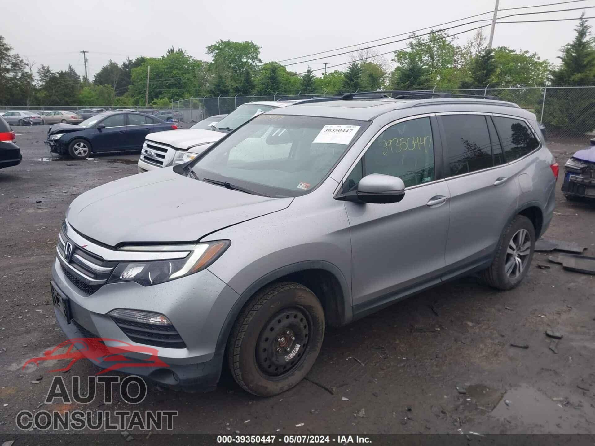 HONDA PILOT 2017 - 5FNYF6H56HB102193