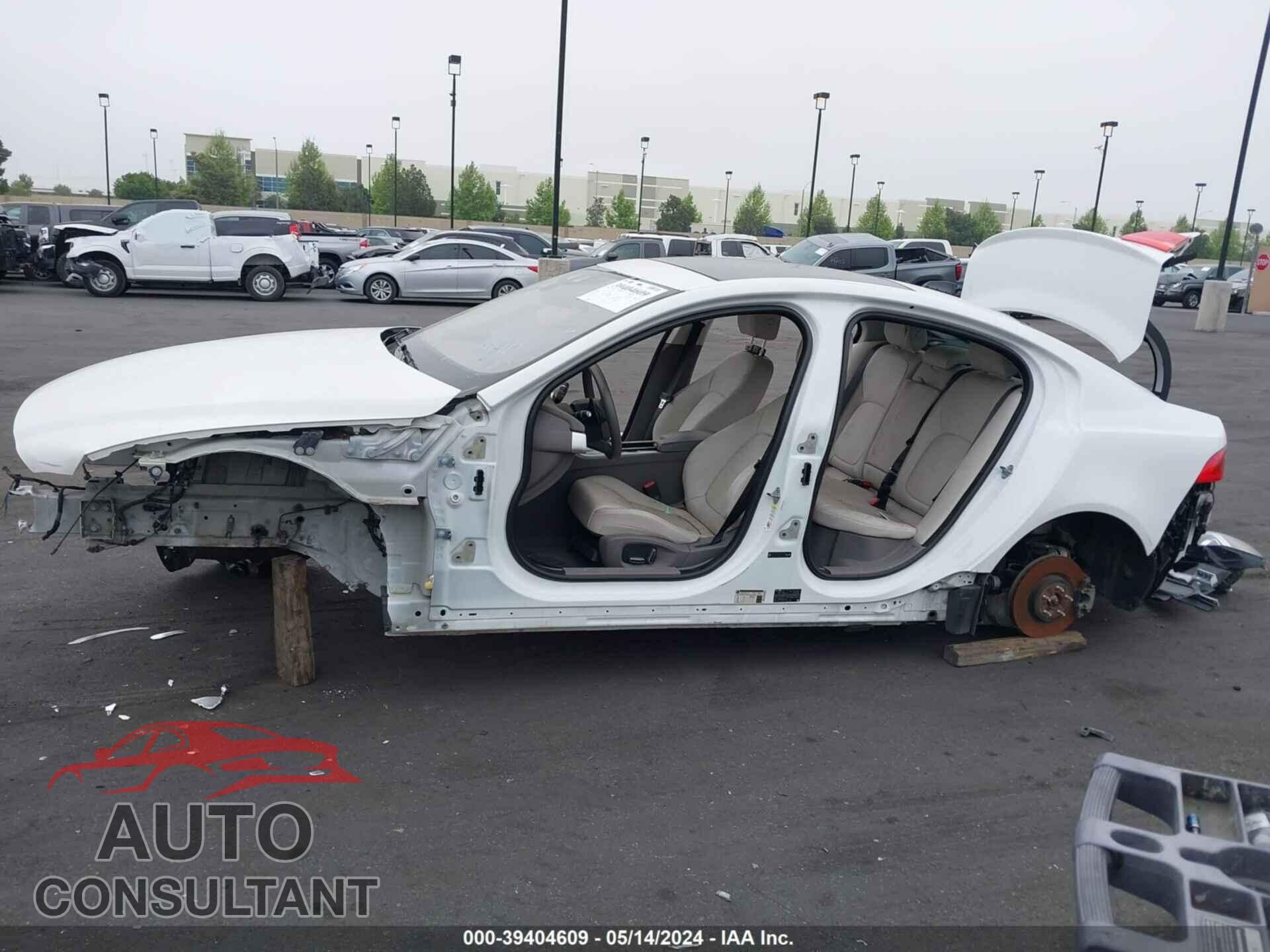 JAGUAR XE 2019 - SAJAD4FX5KCP49190