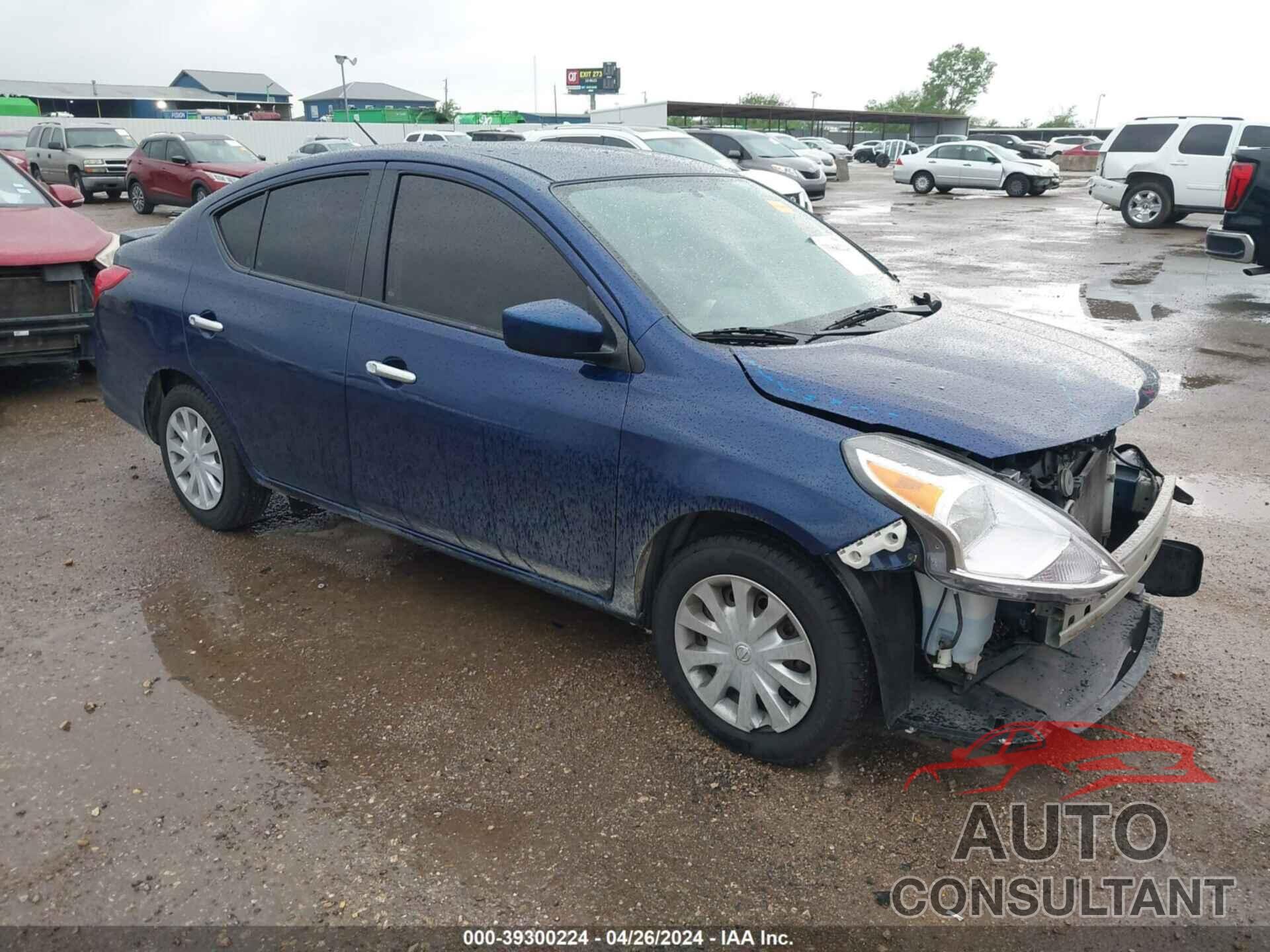 NISSAN VERSA 2018 - 3N1CN7AP3JL829252