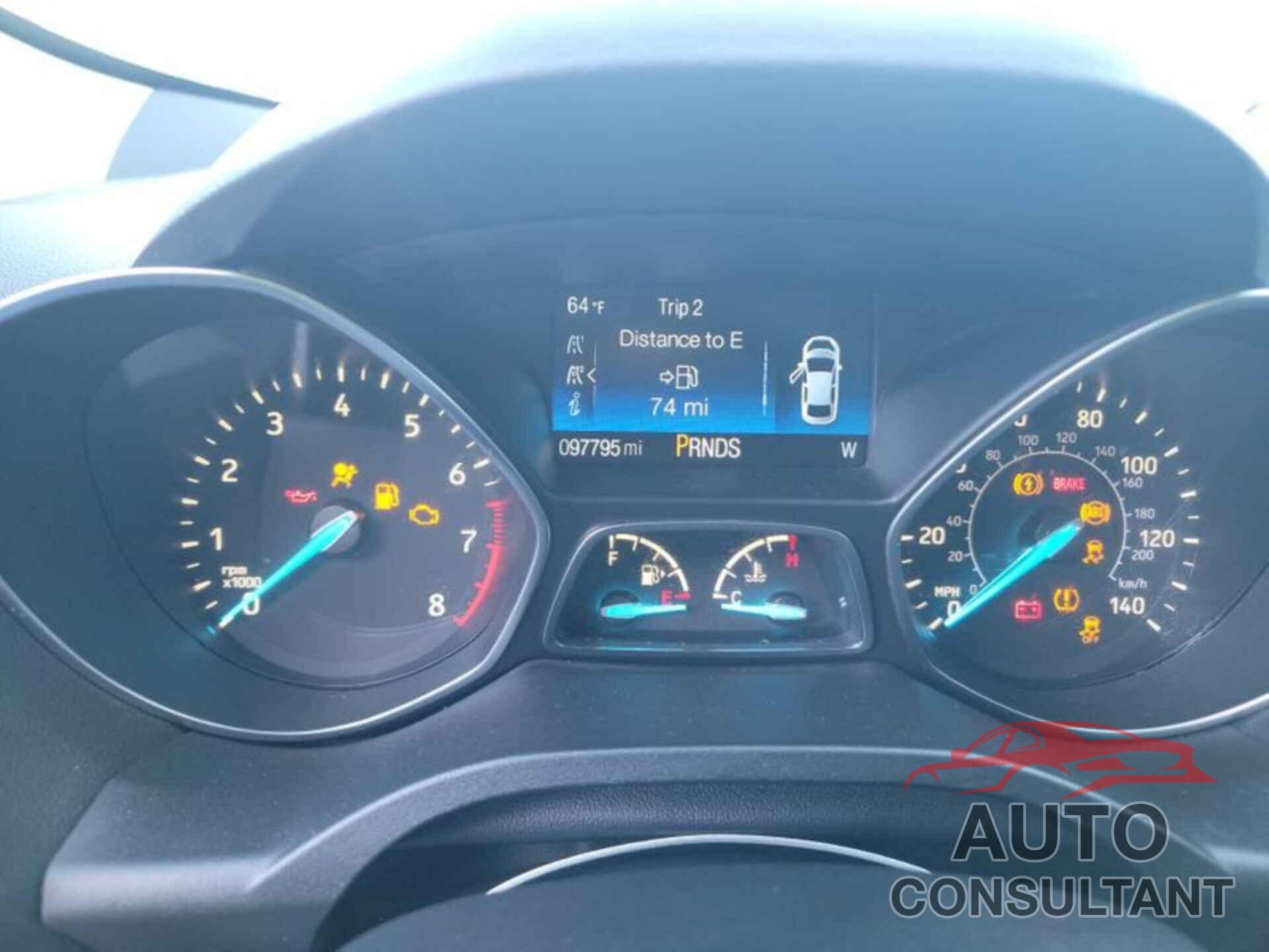 FORD ESCAPE 2018 - 1FMCU0GD8JUC13200