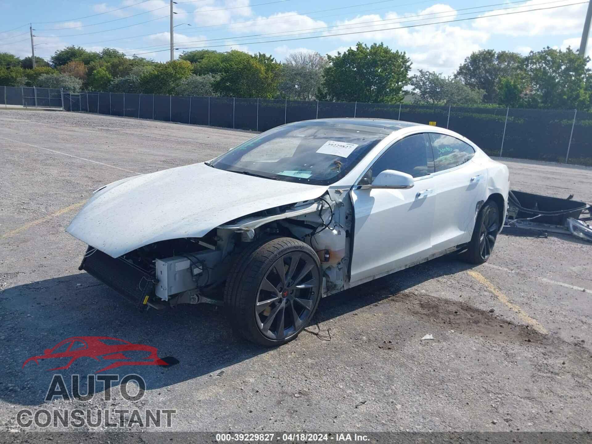 TESLA MODEL S 2017 - 5YJSA1E27HF204393