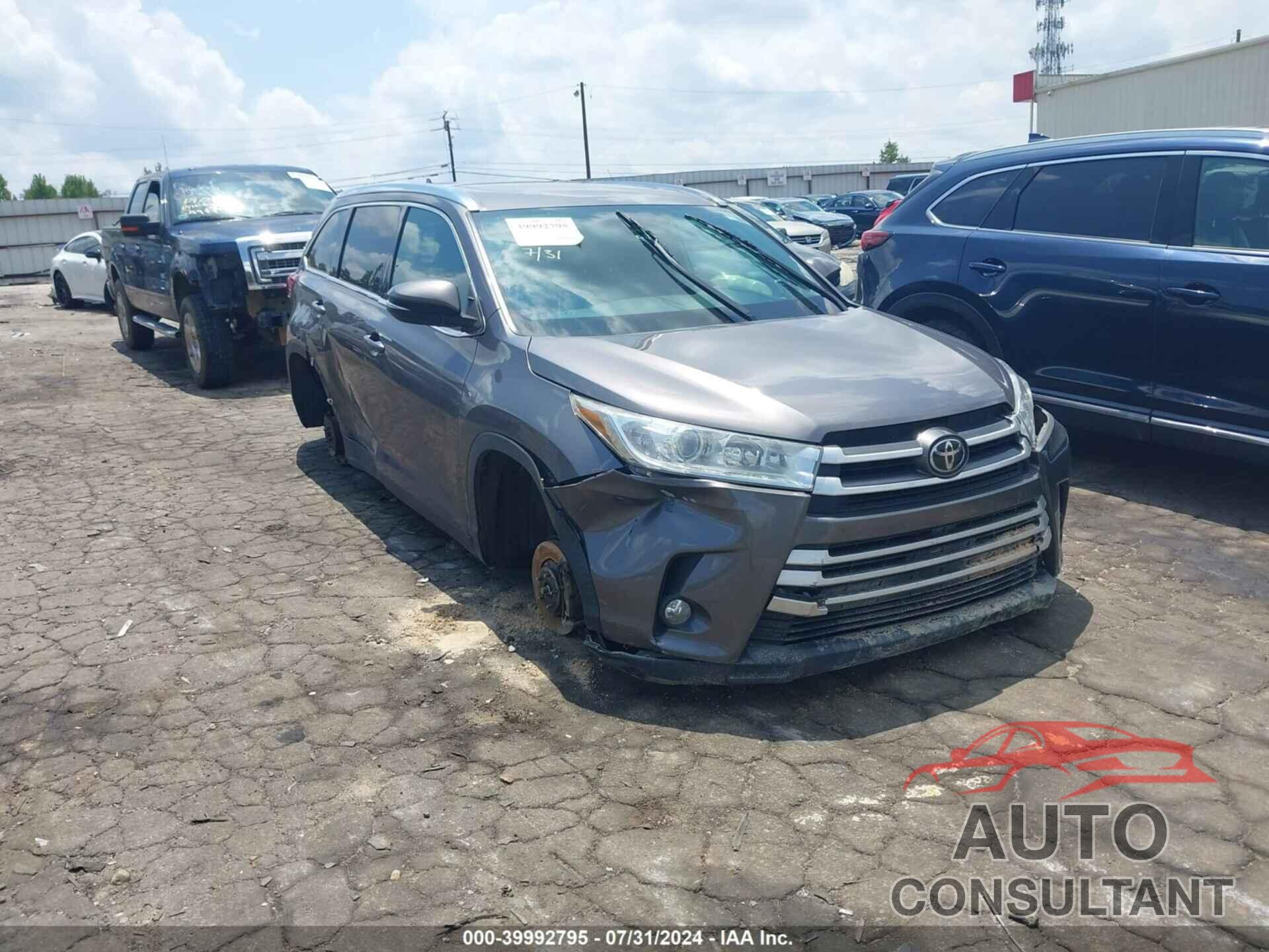 TOYOTA HIGHLANDER 2019 - 5TDKZRFHXKS340045