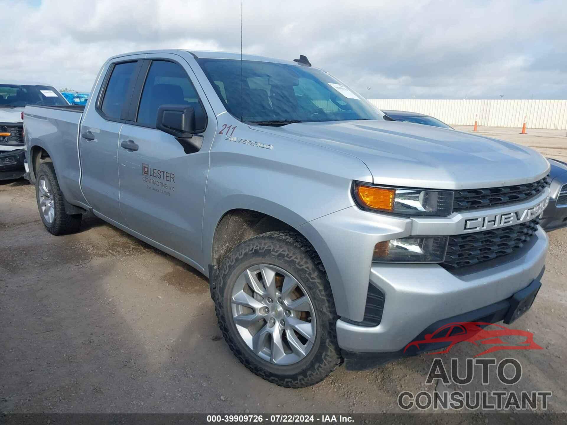 CHEVROLET SILVERADO 1500 2021 - 1GCRWBEK7MZ229708