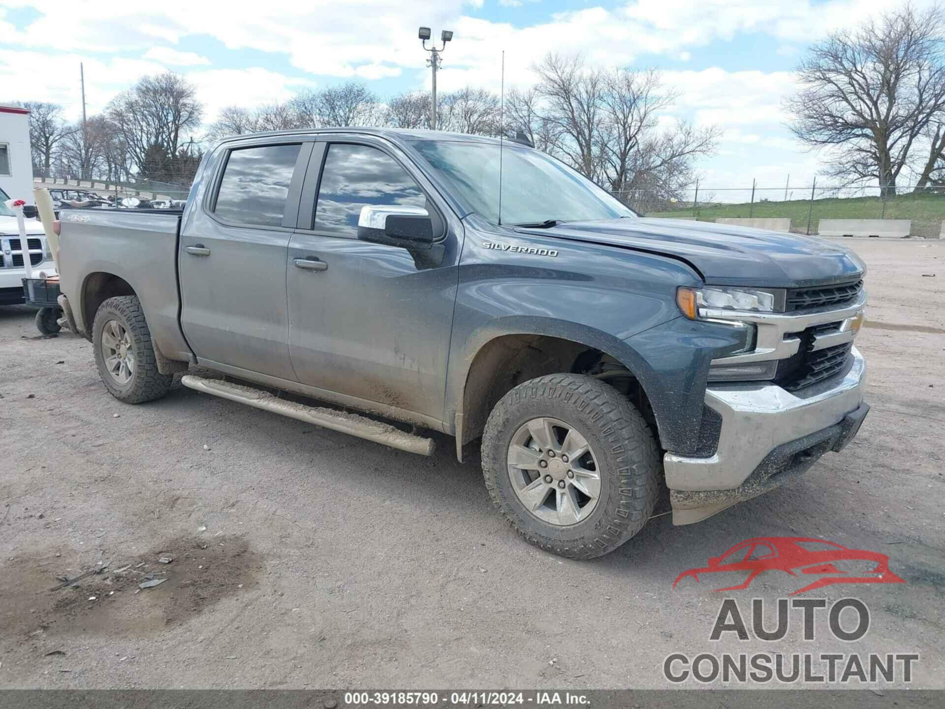 CHEVROLET SILVERADO 1500 2021 - 1GCUYDED7MZ409207