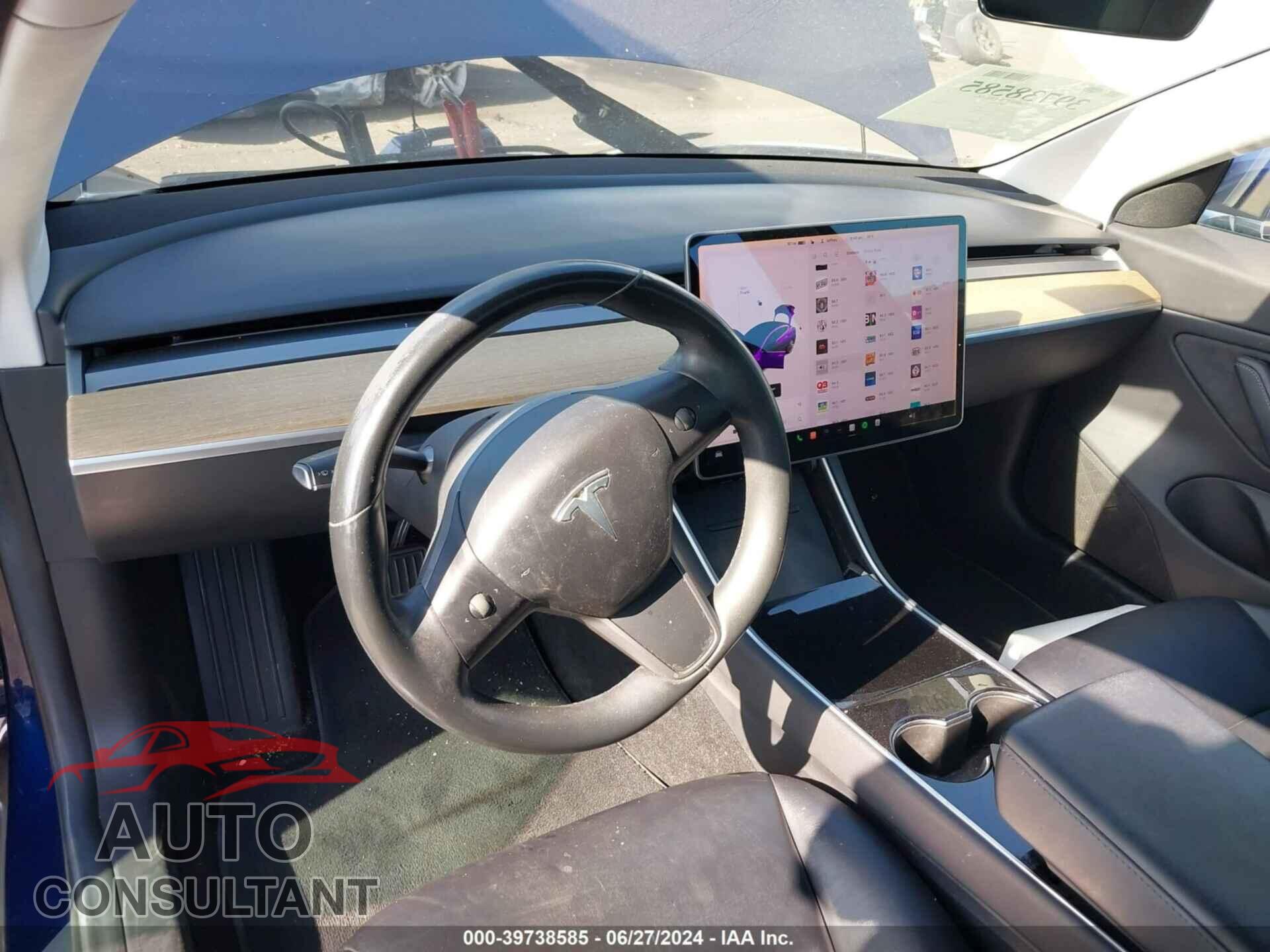 TESLA MODEL 3 2018 - 5YJ3E1EA7JF075965