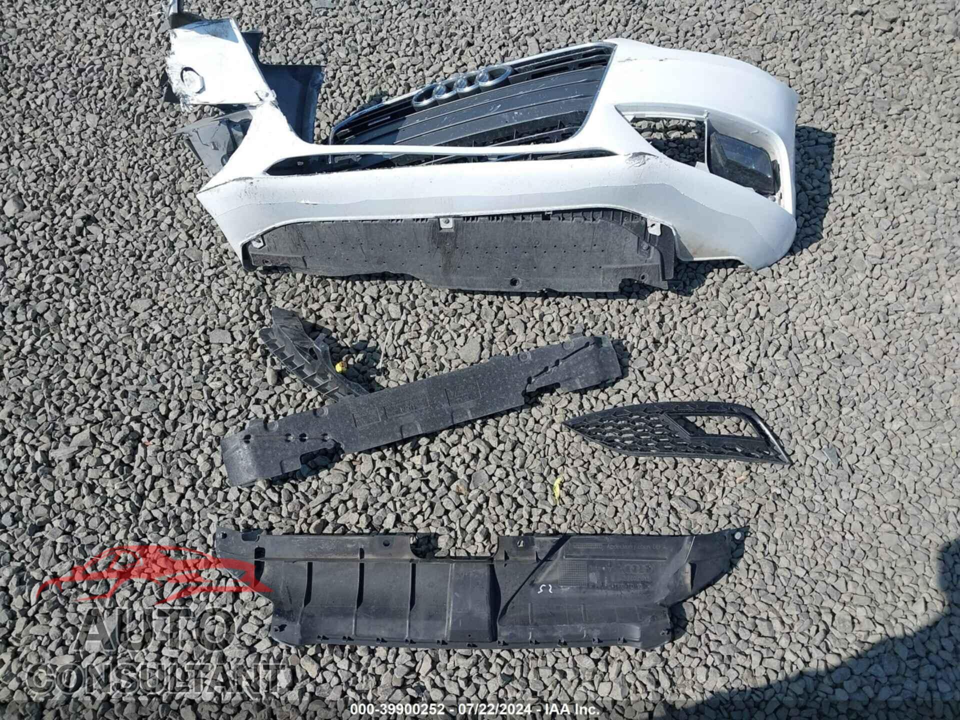 AUDI A4 2013 - WAUBFAFL0DA170502