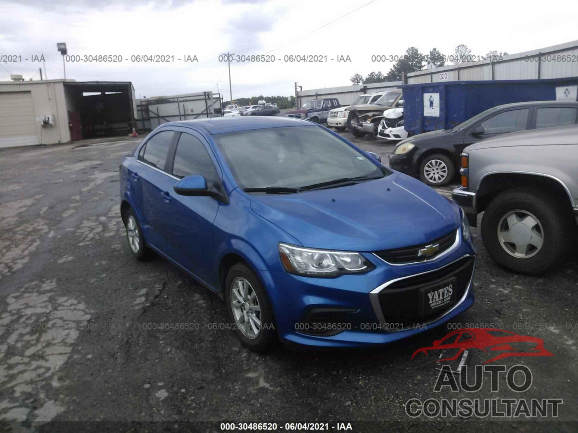 CHEVROLET SONIC 2017 - 1G1JD5SH2H4152576