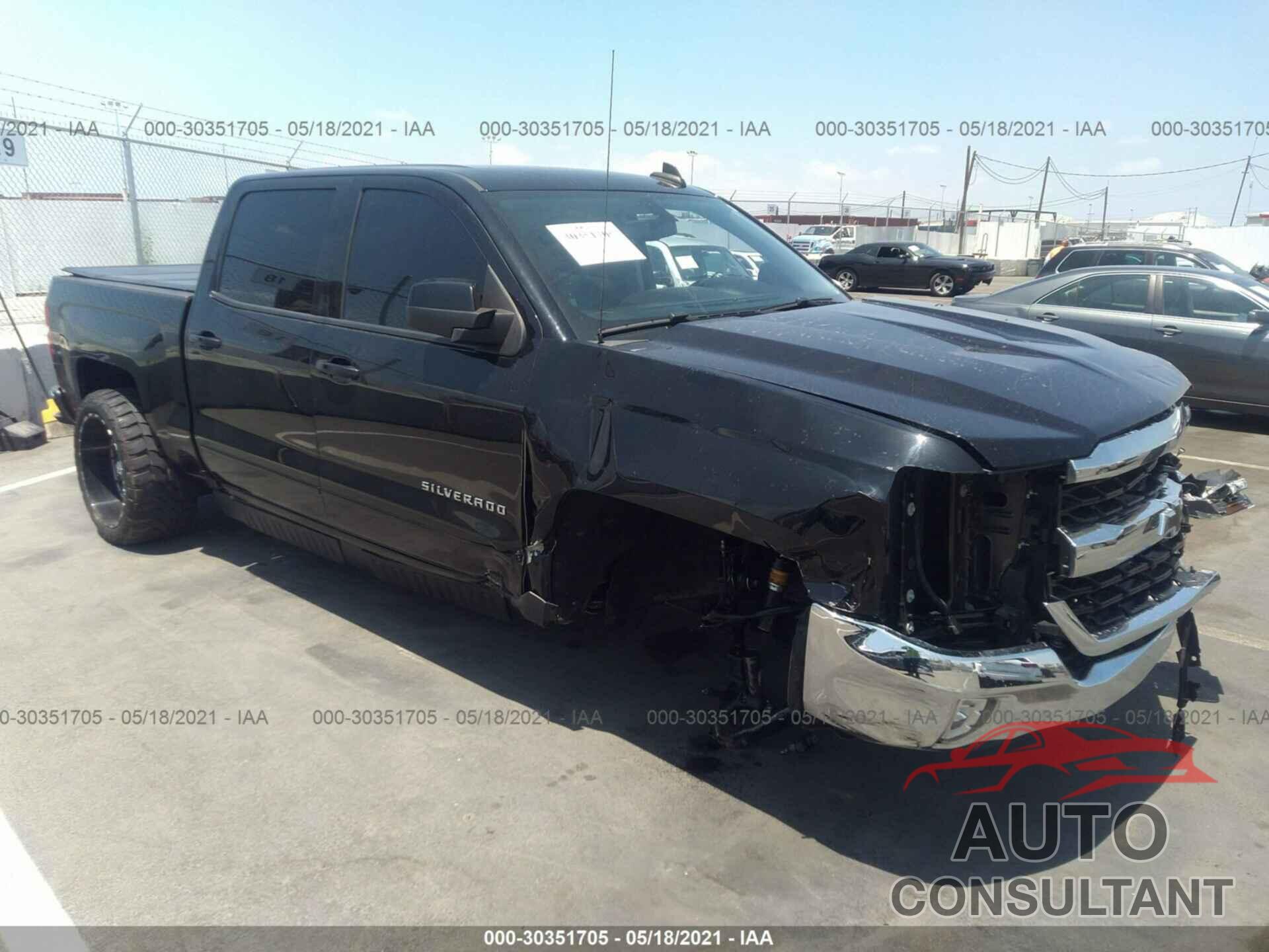 CHEVROLET SILVERADO 1500 2018 - 3GCPCREC7JG107606