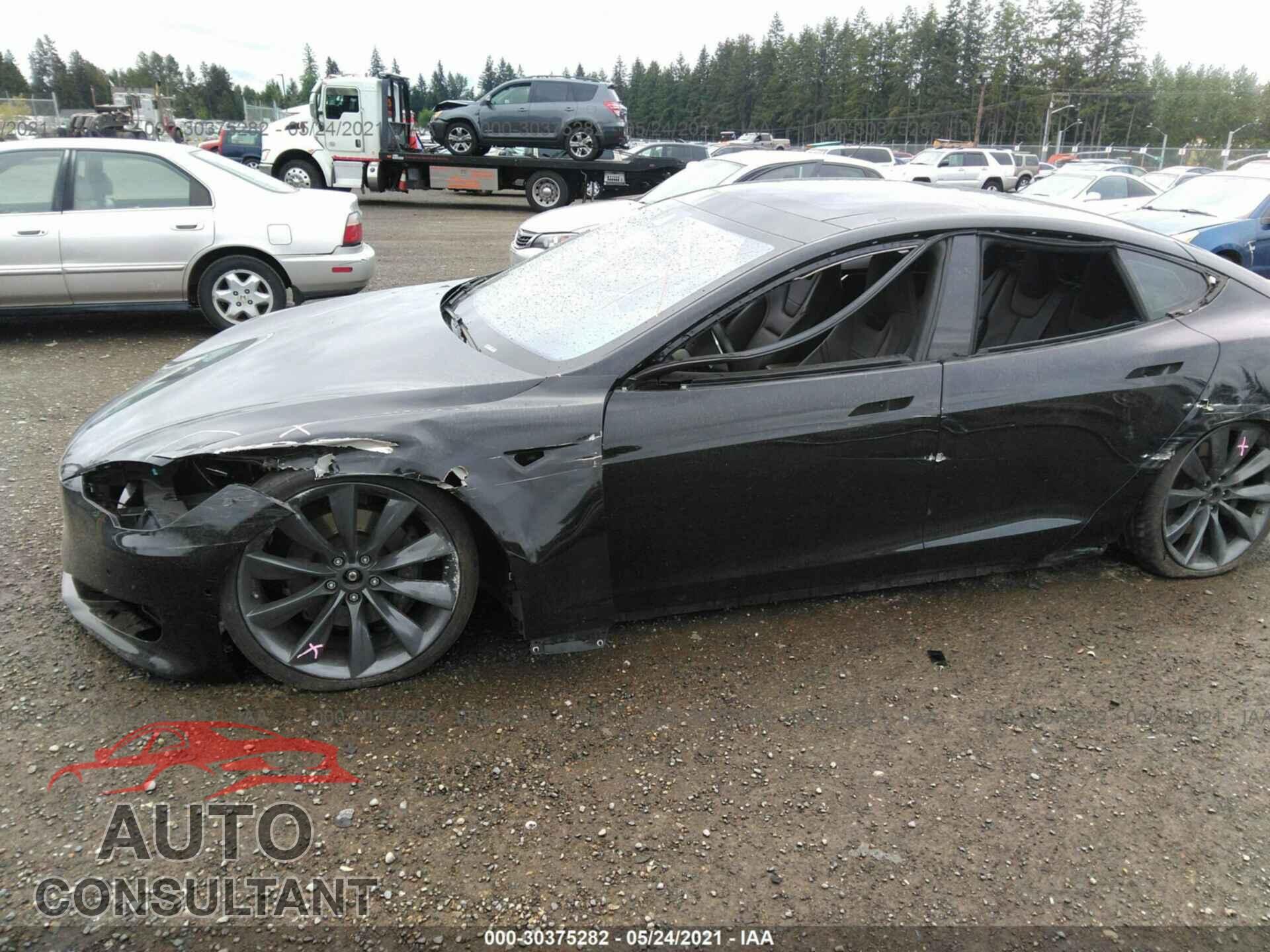 TESLA MODEL S 2016 - 5YJSA1E27GF152441