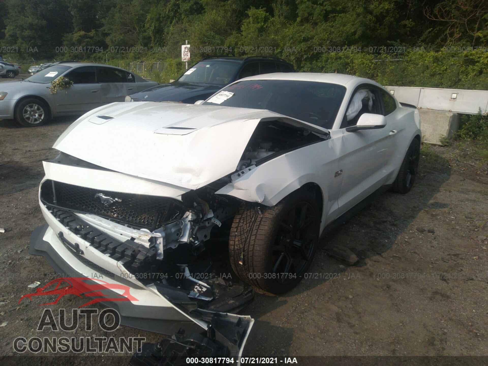 FORD MUSTANG 2019 - 1FA6P8CF9K5113087