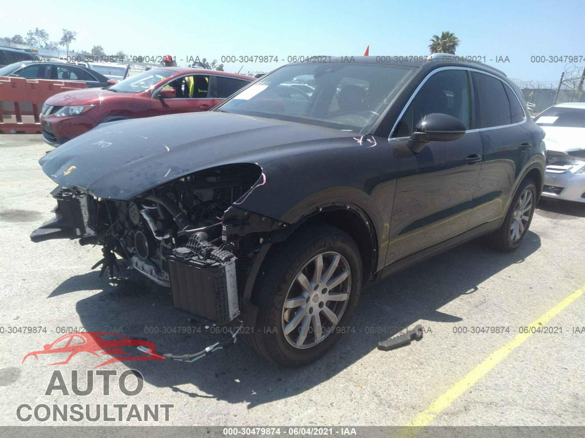 PORSCHE CAYENNE 2019 - WP1AA2AY1KDA06837