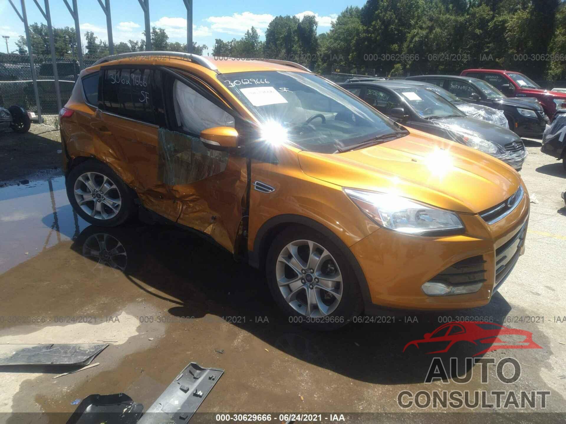 FORD ESCAPE 2016 - 1FMCU9J9XGUA36148