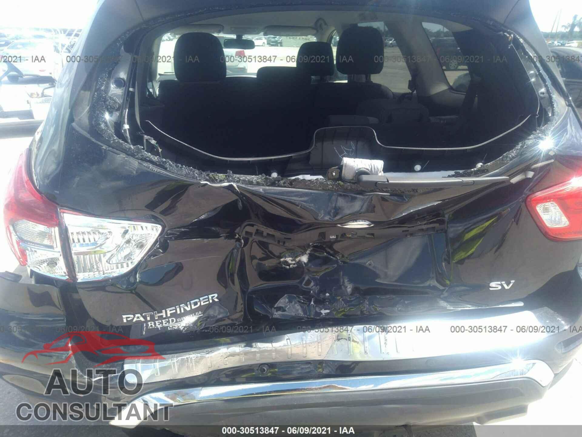 NISSAN PATHFINDER 2018 - 5N1DR2MN7JC674330