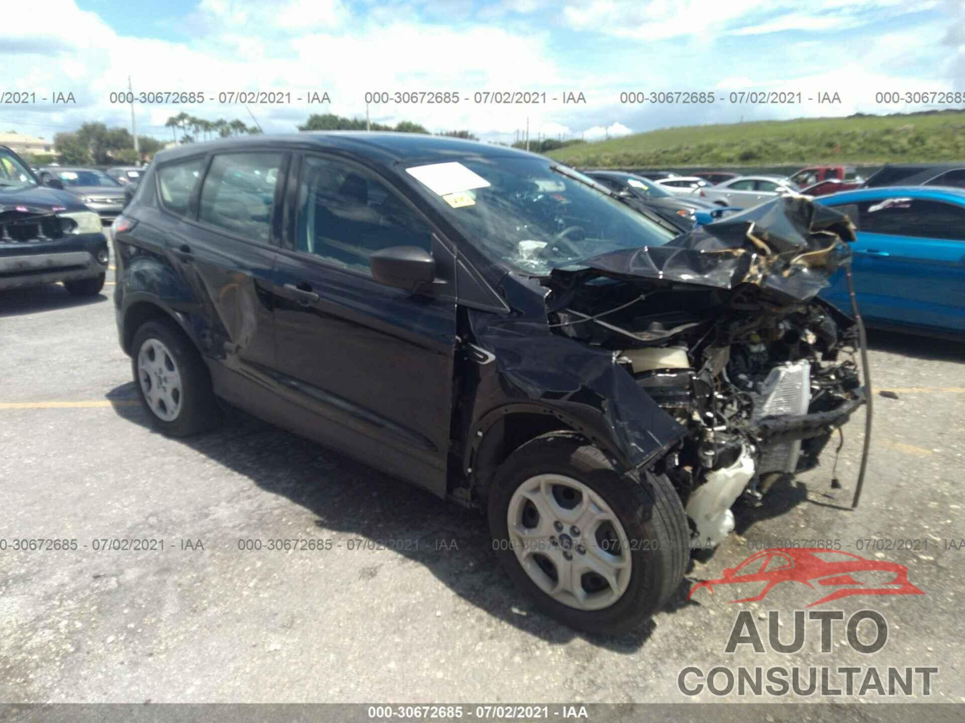 FORD ESCAPE 2018 - 1FMCU0F74JUA21011