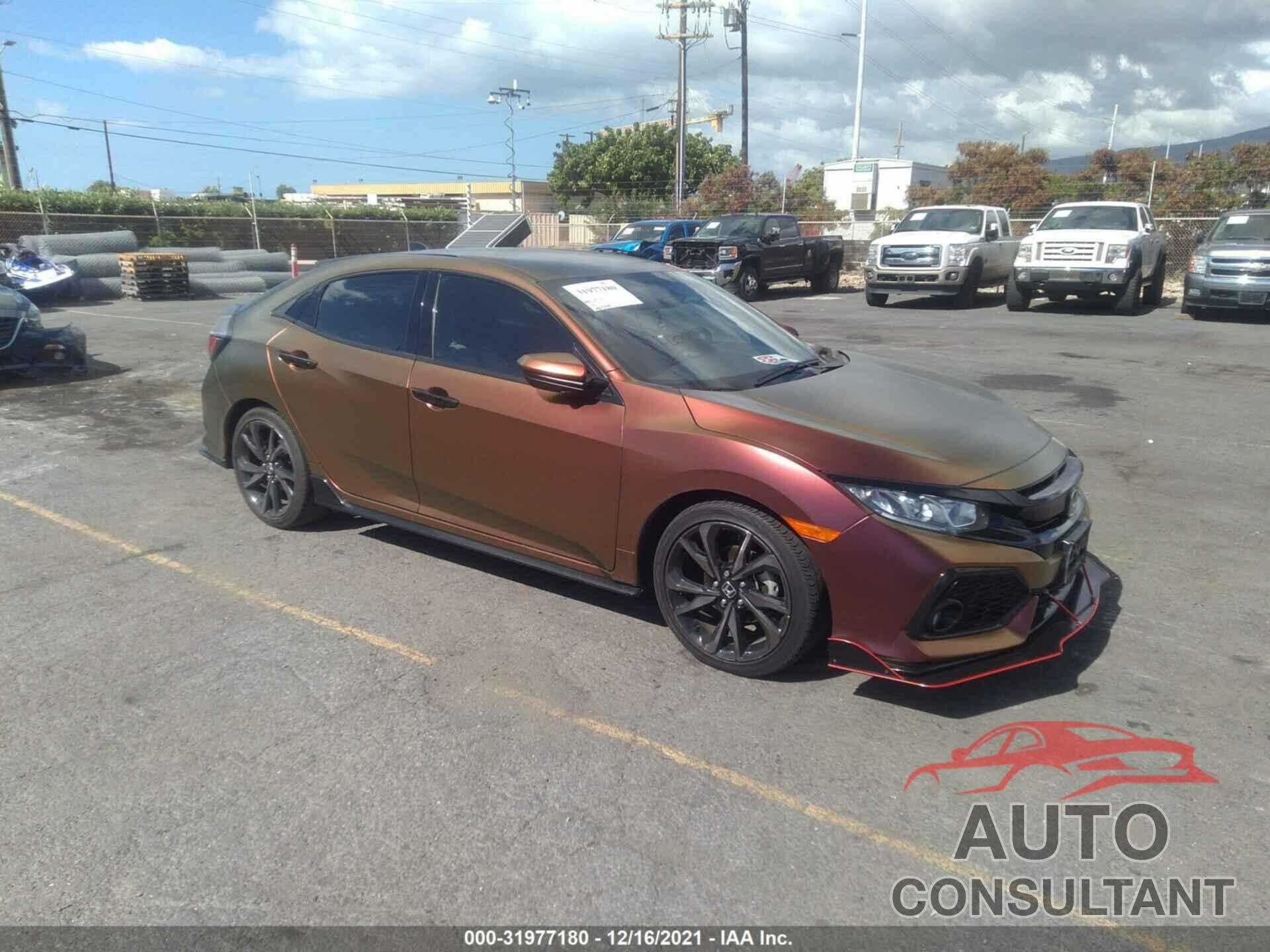 HONDA CIVIC HATCHBACK 2018 - SHHFK7H49JU409569