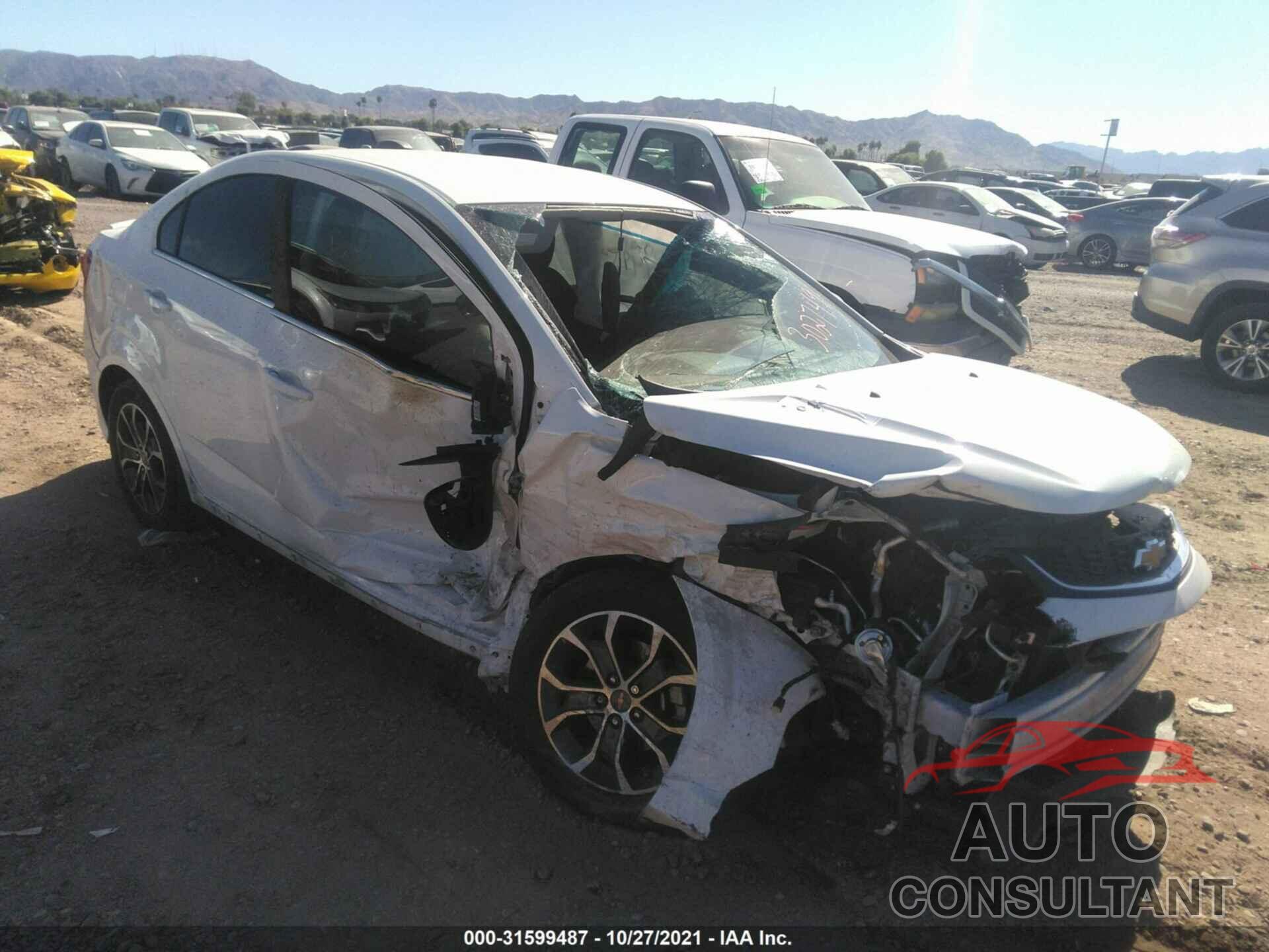 CHEVROLET SONIC 2017 - 1G1JD5SH6H4159594