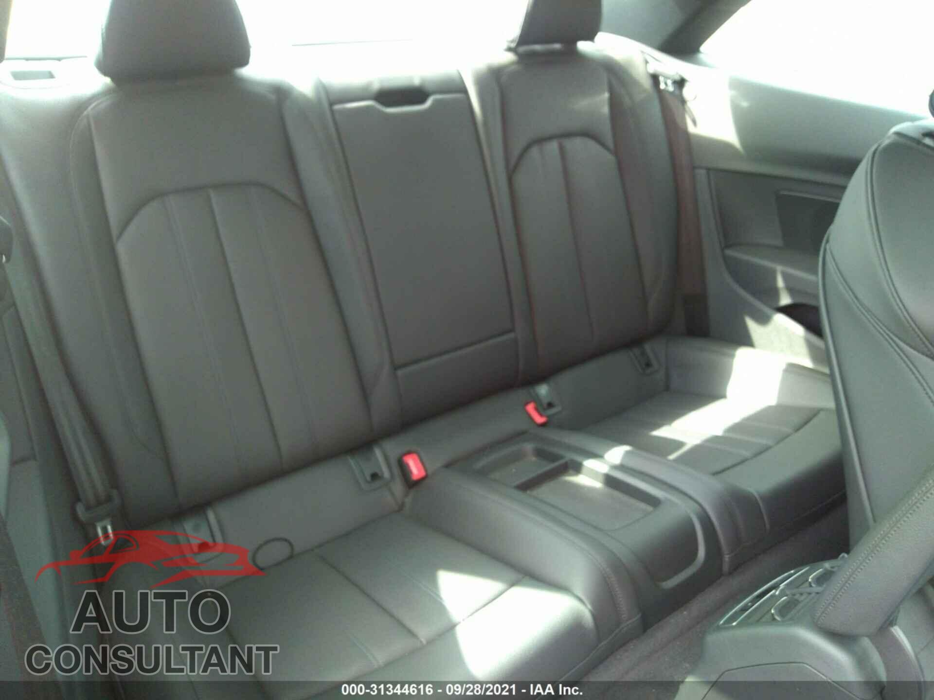 AUDI A5 COUPE 2018 - WAUTNAF51JA134502