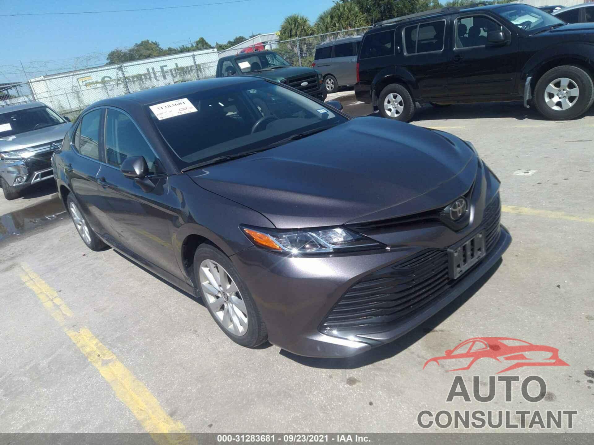 TOYOTA CAMRY 2020 - 4T1C11AK3LU358024
