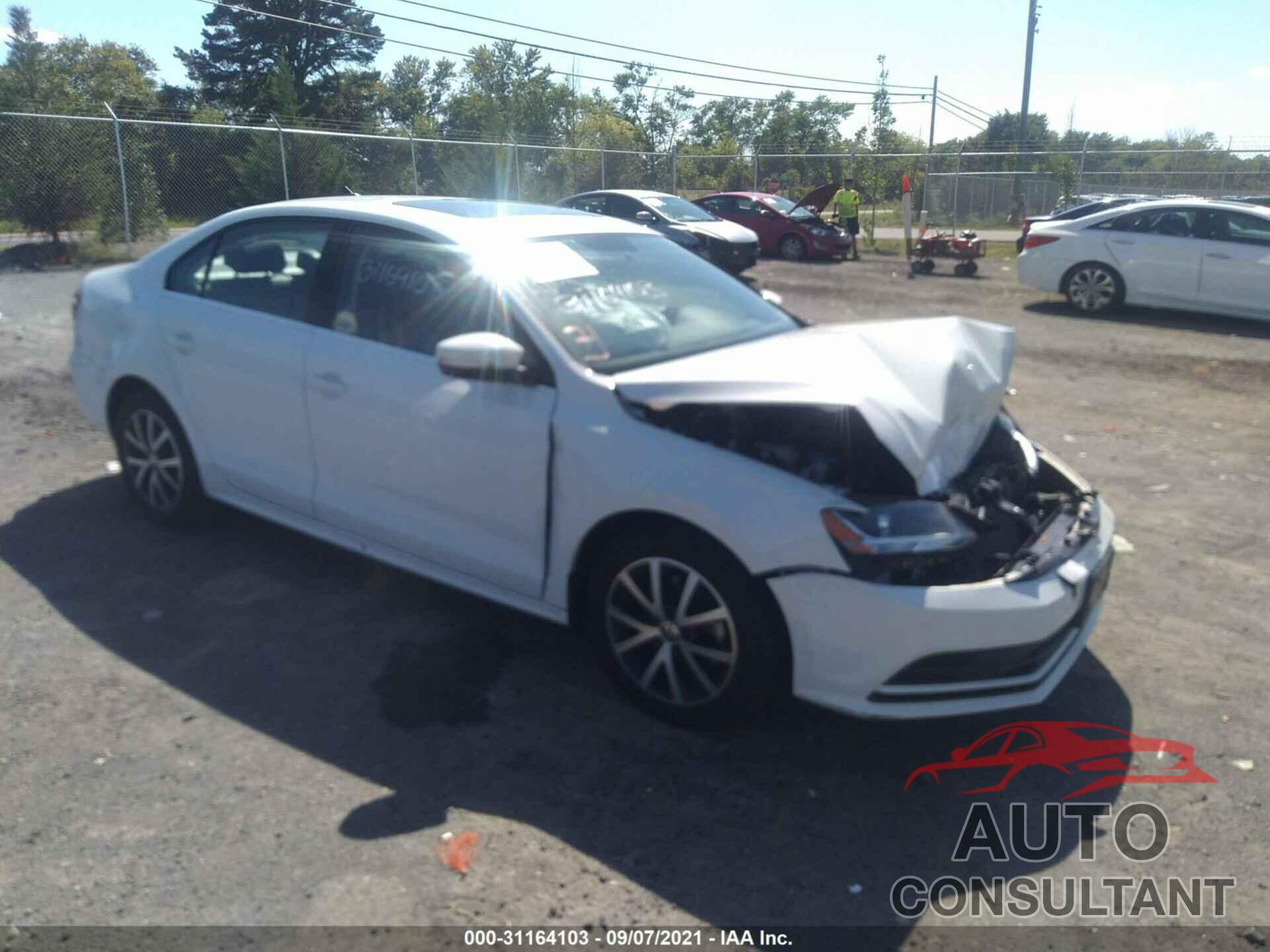 VOLKSWAGEN JETTA 2017 - 3VWDB7AJ7HM262793