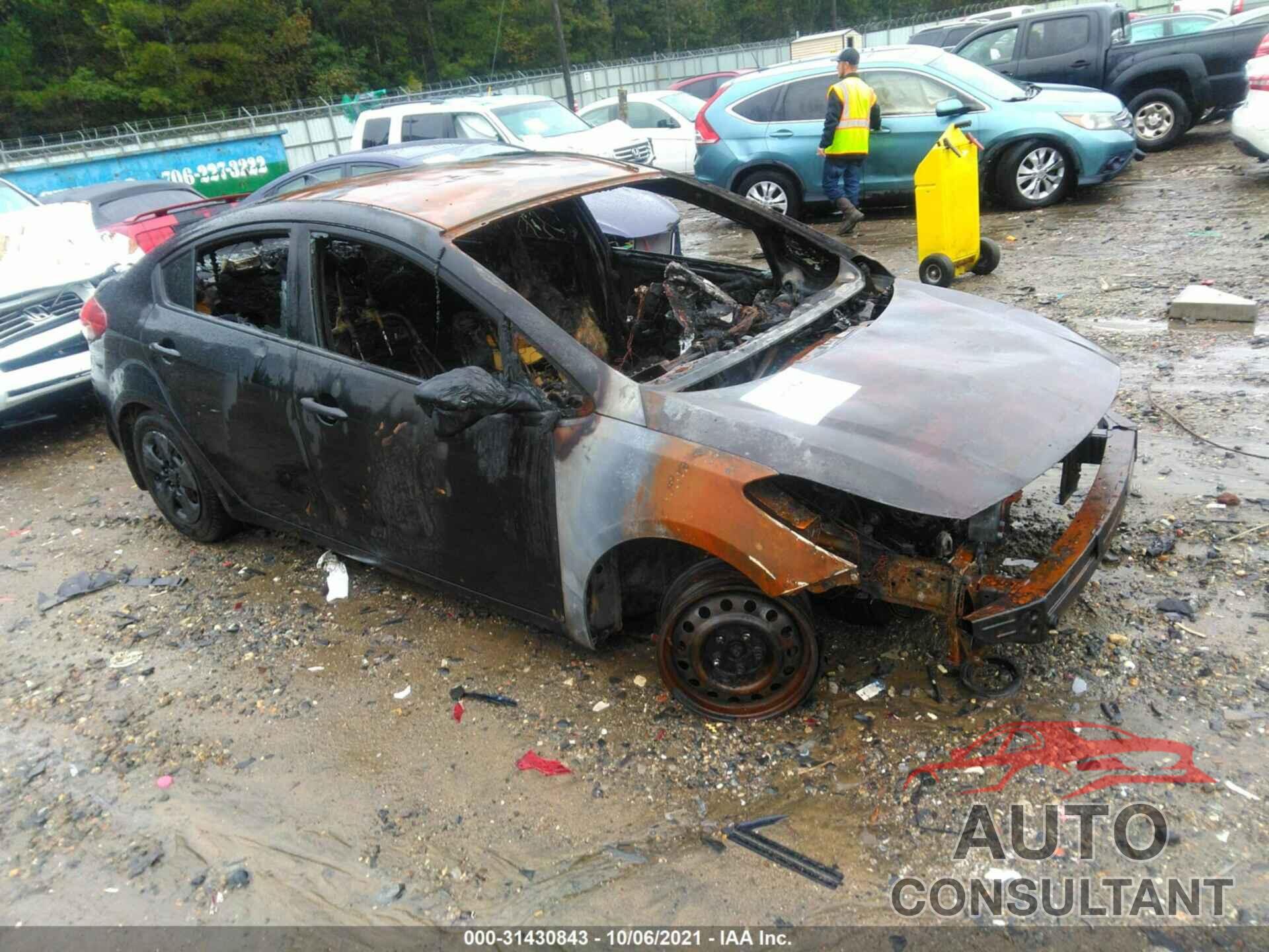 KIA FORTE 2017 - 3KPFK4A74HE137288