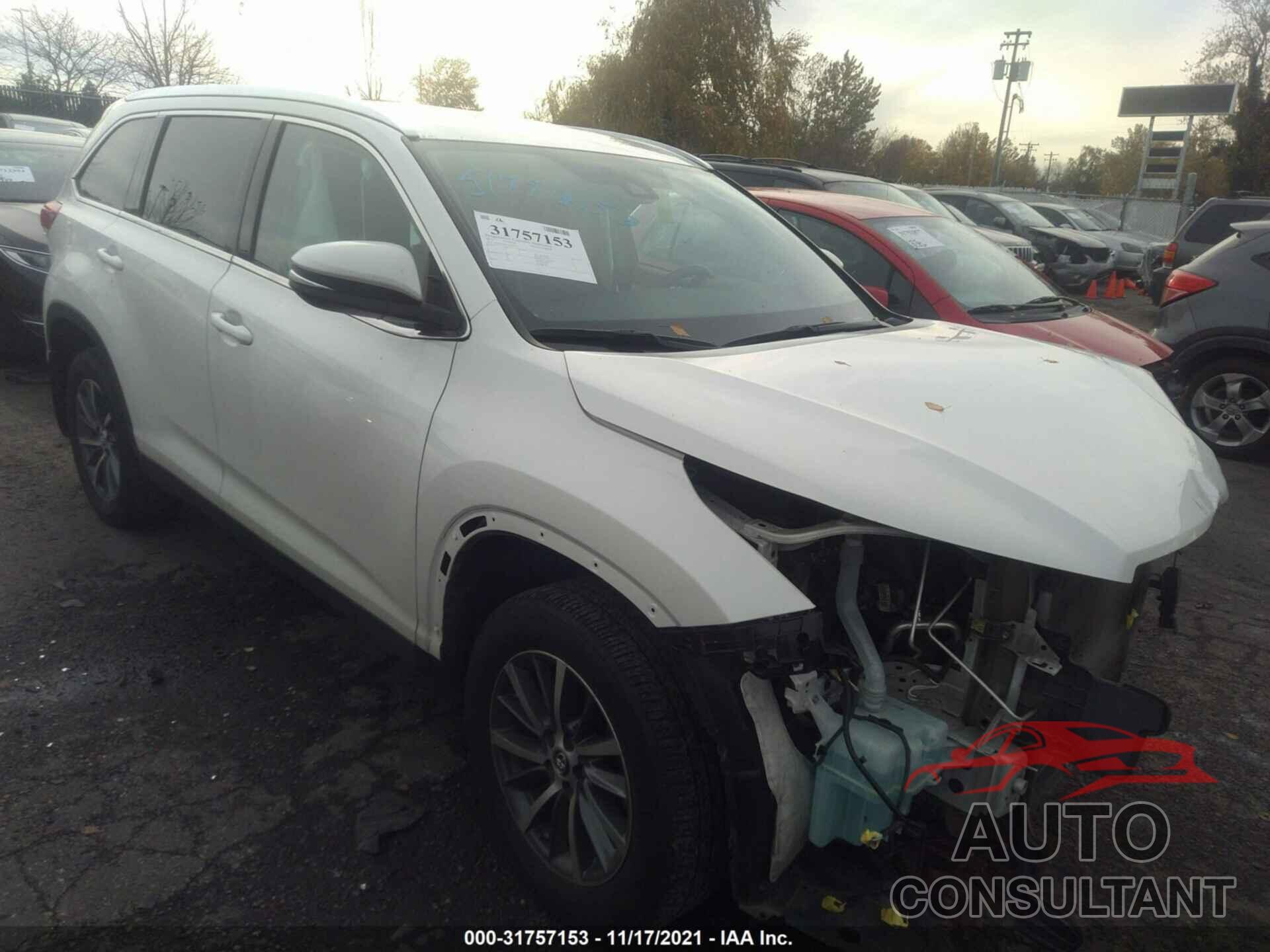TOYOTA HIGHLANDER 2019 - 5TDJZRFHXKS616915