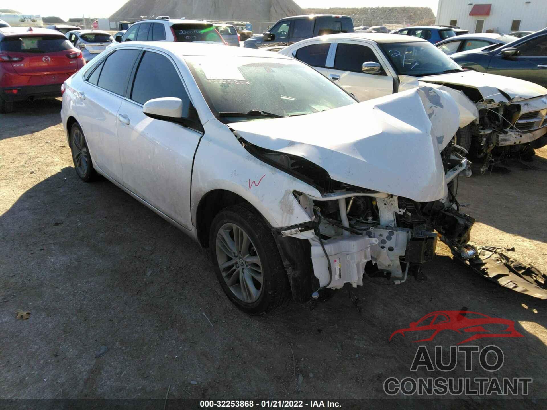 TOYOTA CAMRY 2016 - 4T1BF1FKXGU613635