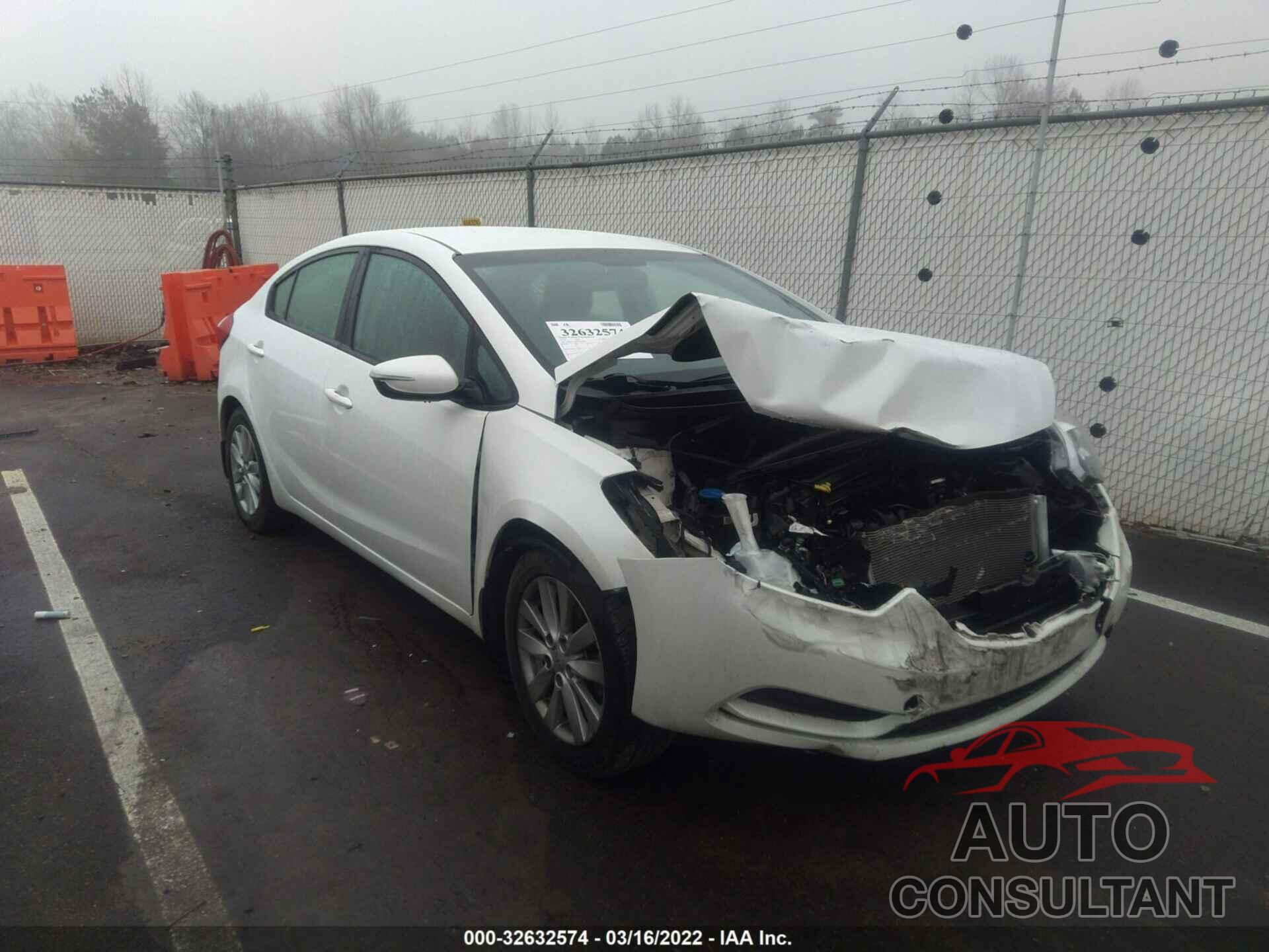 KIA FORTE 2016 - KNAFX4A64G5590455