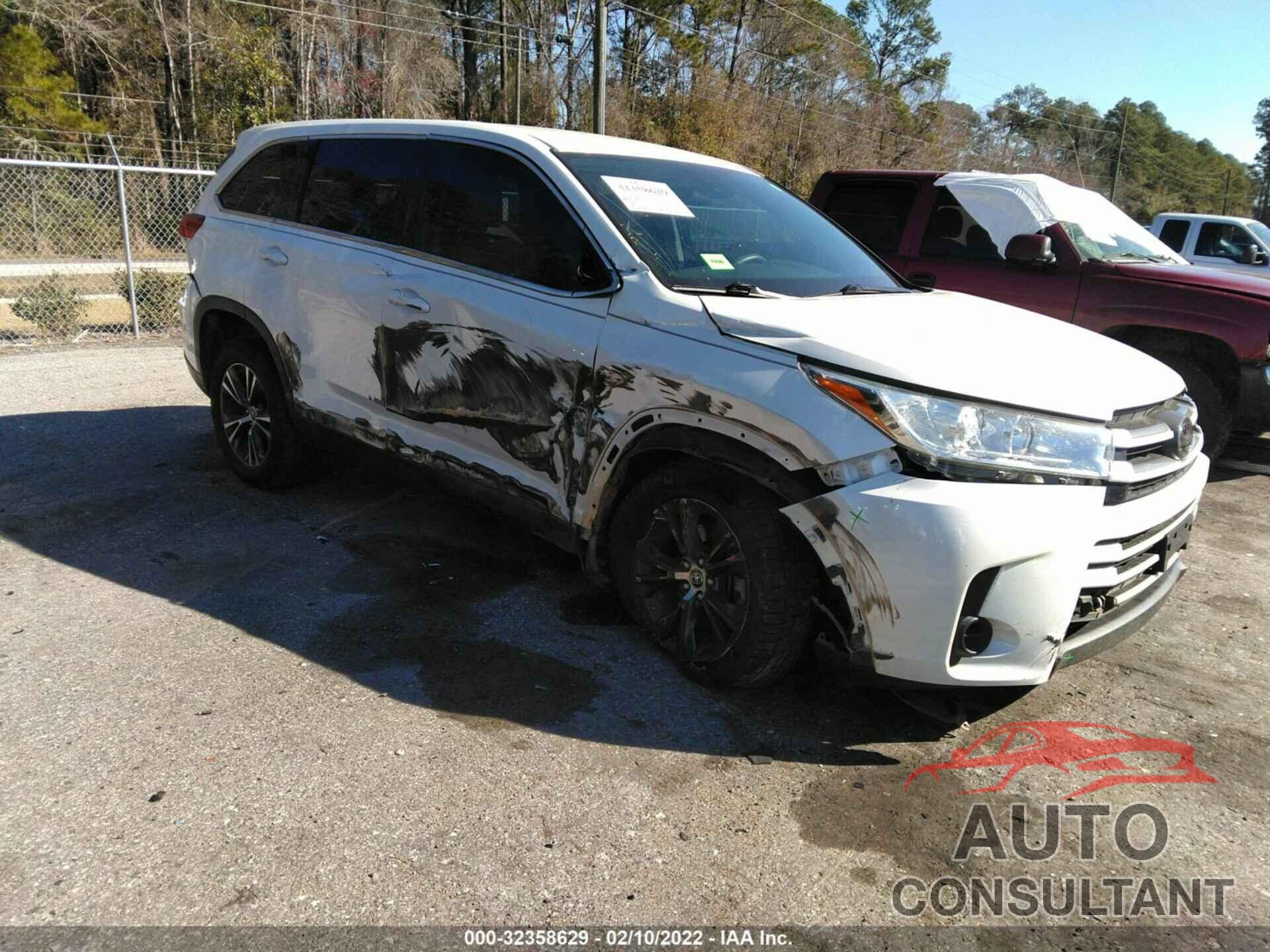 TOYOTA HIGHLANDER 2019 - 5TDZARFH2KS045527
