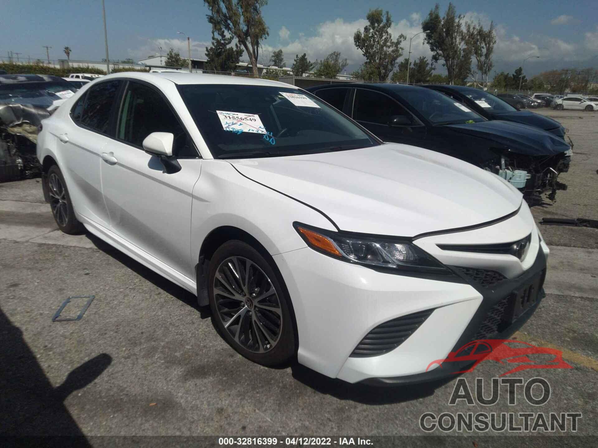 TOYOTA CAMRY 2020 - 4T1M11AK3LU502868
