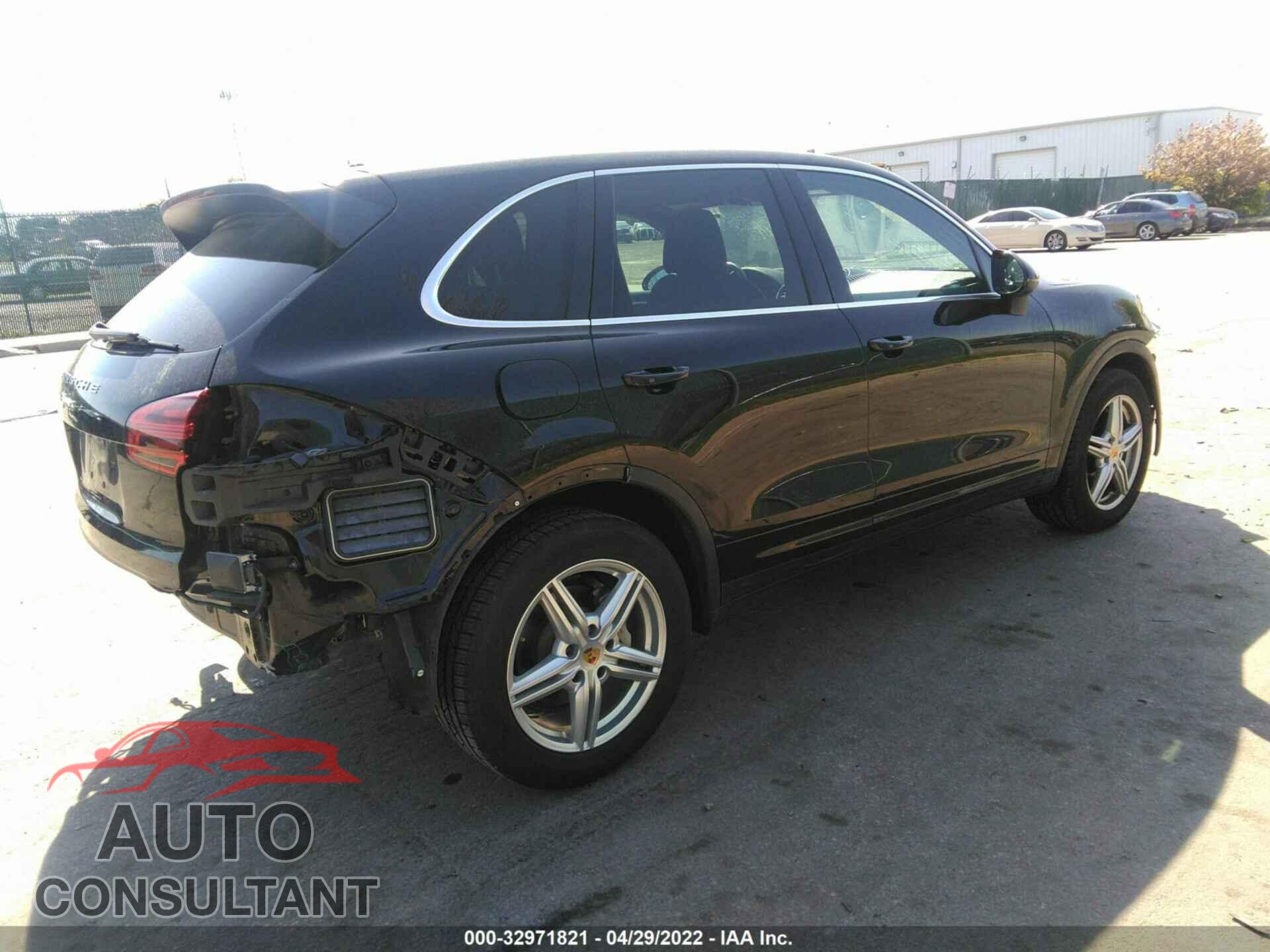 PORSCHE CAYENNE 2017 - WP1AB2A2XHLA51184