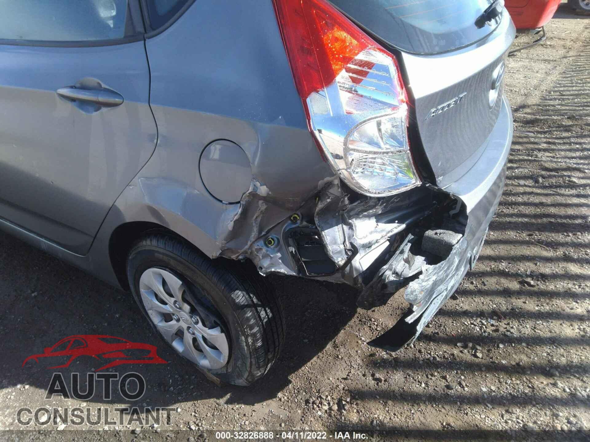 HYUNDAI ACCENT 2017 - KMHCT5AE2HU325907
