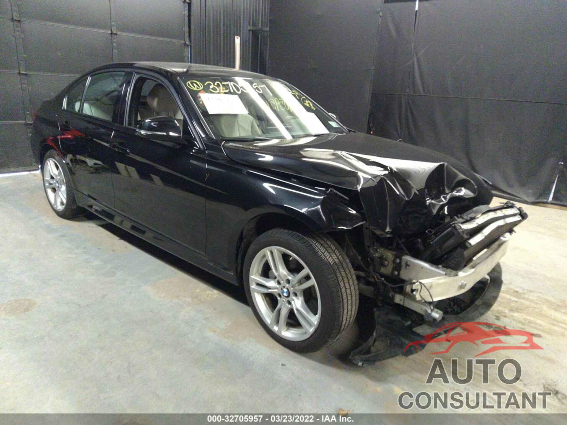 BMW 3 SERIES 2017 - WBA8D9G37HNU63633