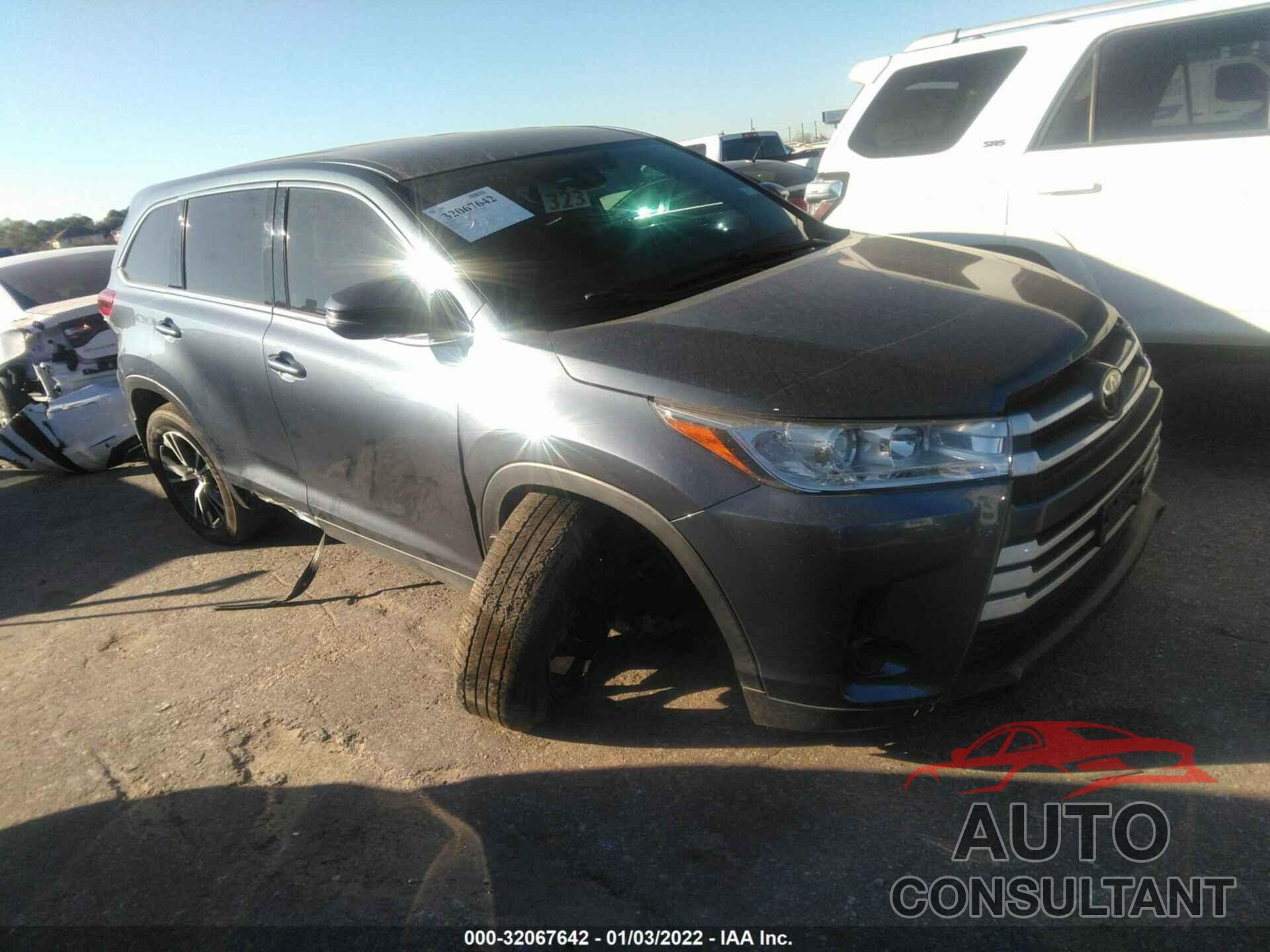 TOYOTA HIGHLANDER 2019 - 5TDZARFH2KS054163