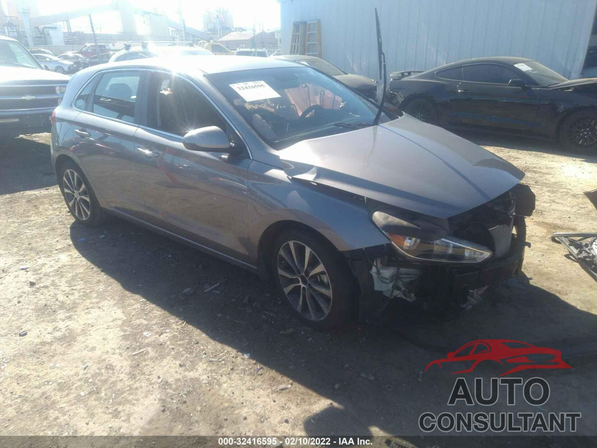 HYUNDAI ELANTRA GT 2020 - KMHH35LE4LU125042