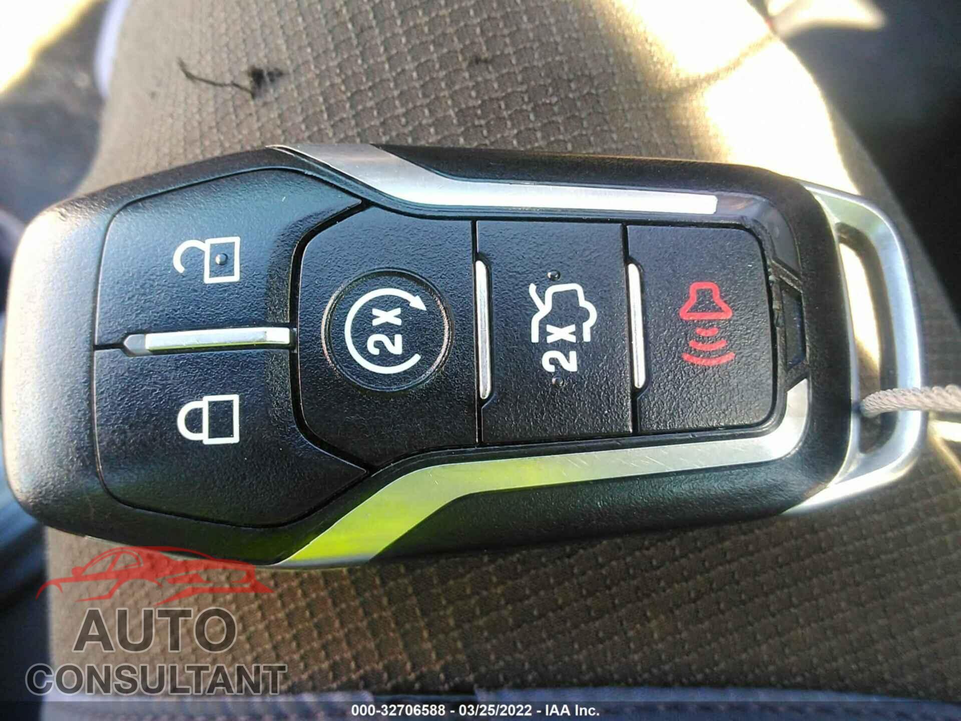 FORD MUSTANG 2017 - 1FATP8FF2H5220604